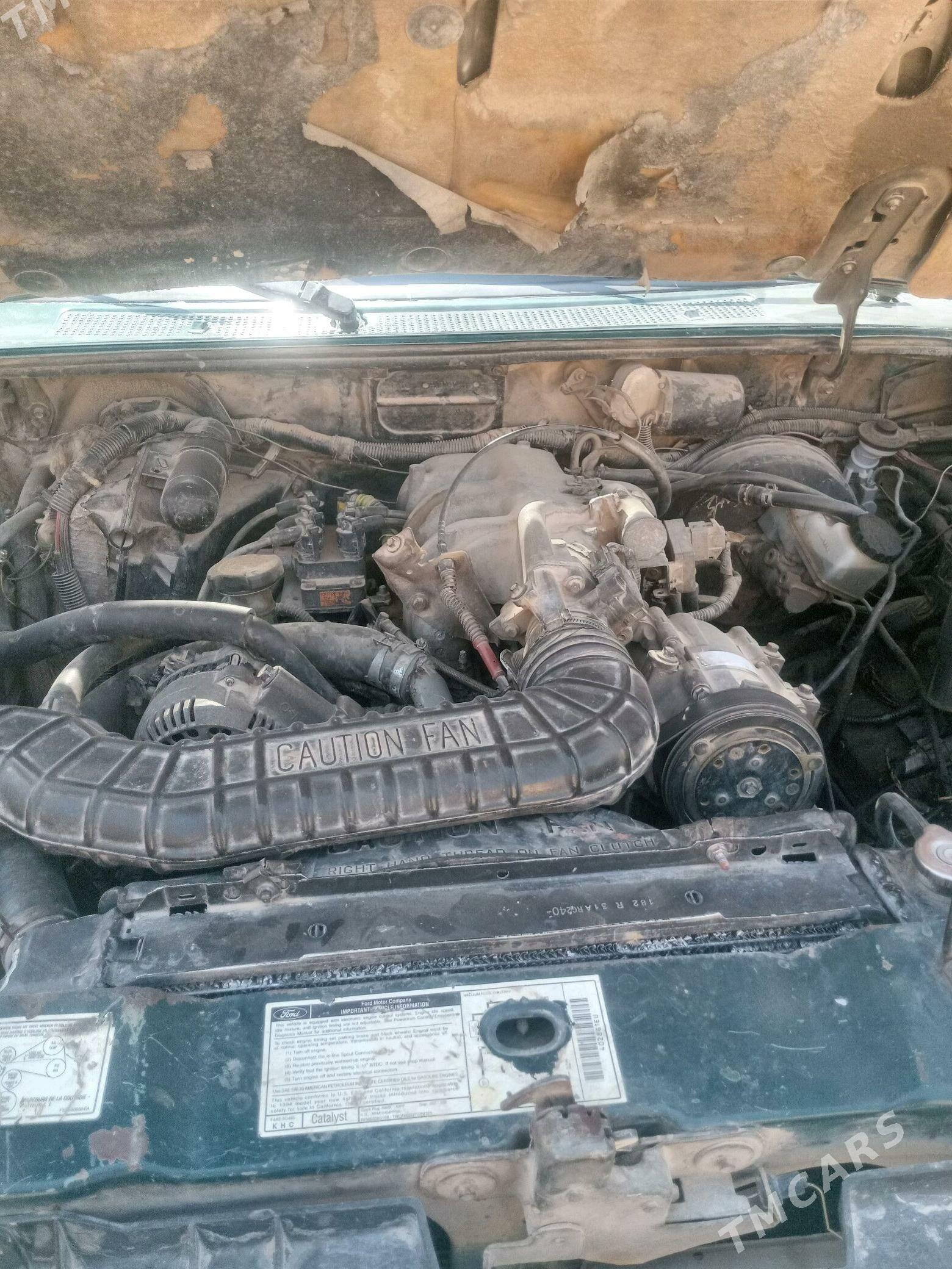 Ford Explorer 1994 - 30 000 TMT - Гарабекевюл - img 5