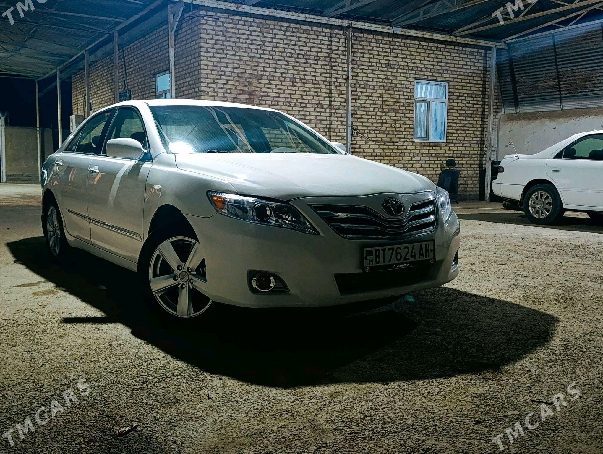 Toyota Camry 2009 - 145 000 TMT - Теджен - img 6