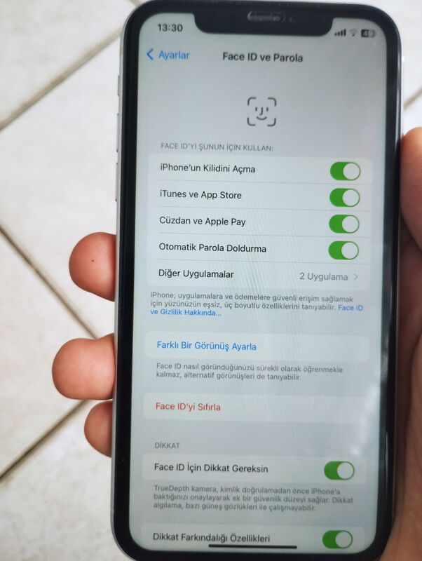iphone xr - Балканабат - img 3