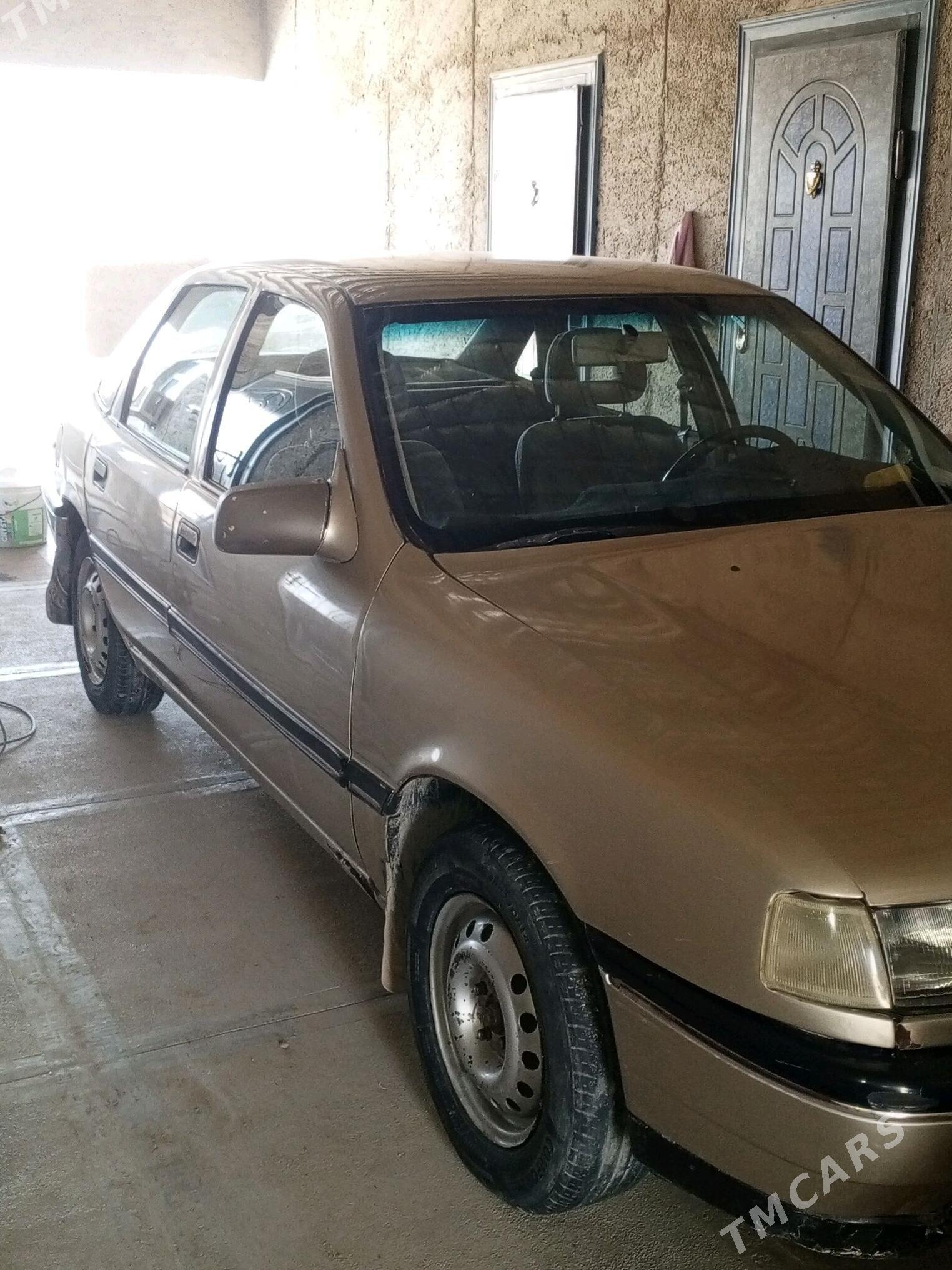 Opel Vectra 1990 - 30 000 TMT - Magdanly - img 3