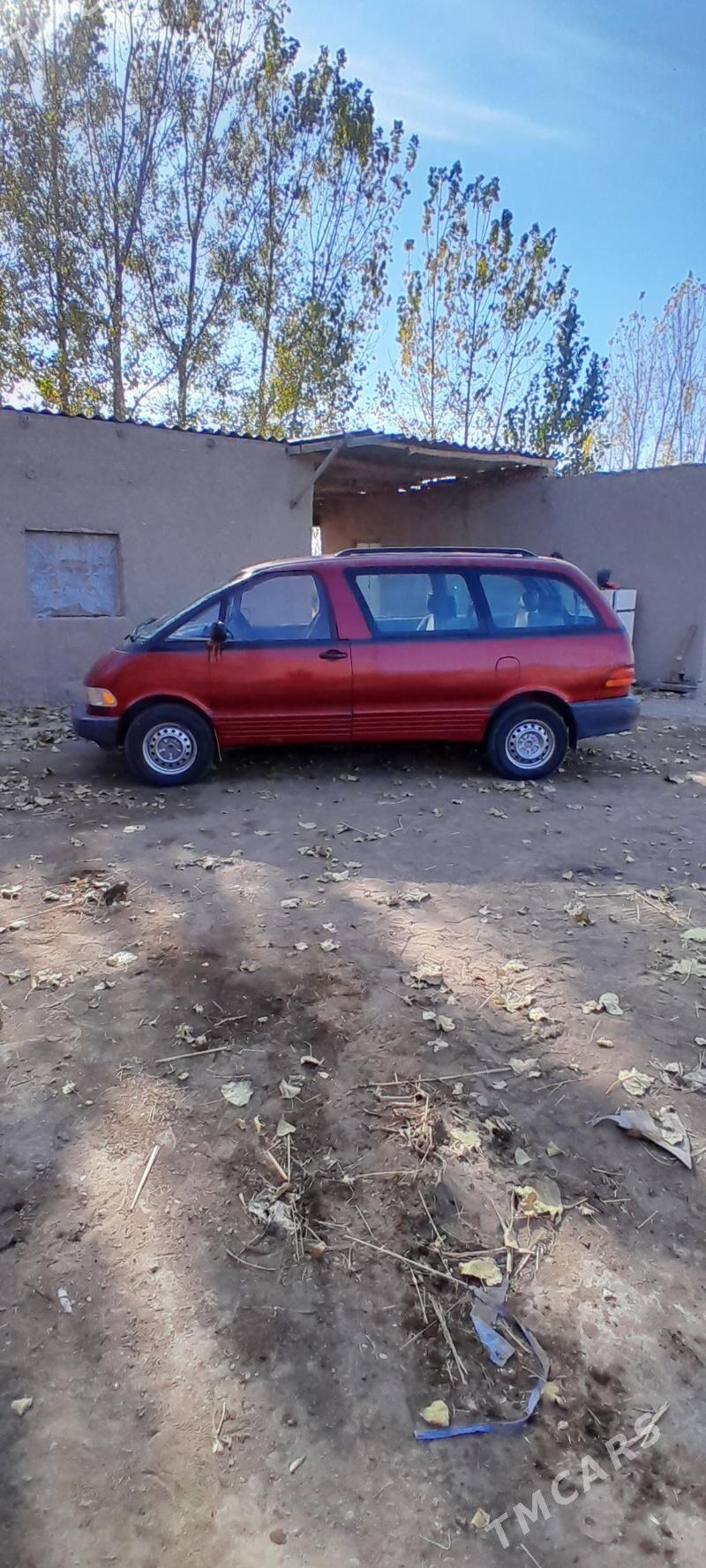 Toyota Previa 1993 - 80 000 TMT - Гурбансолтан Едже - img 4