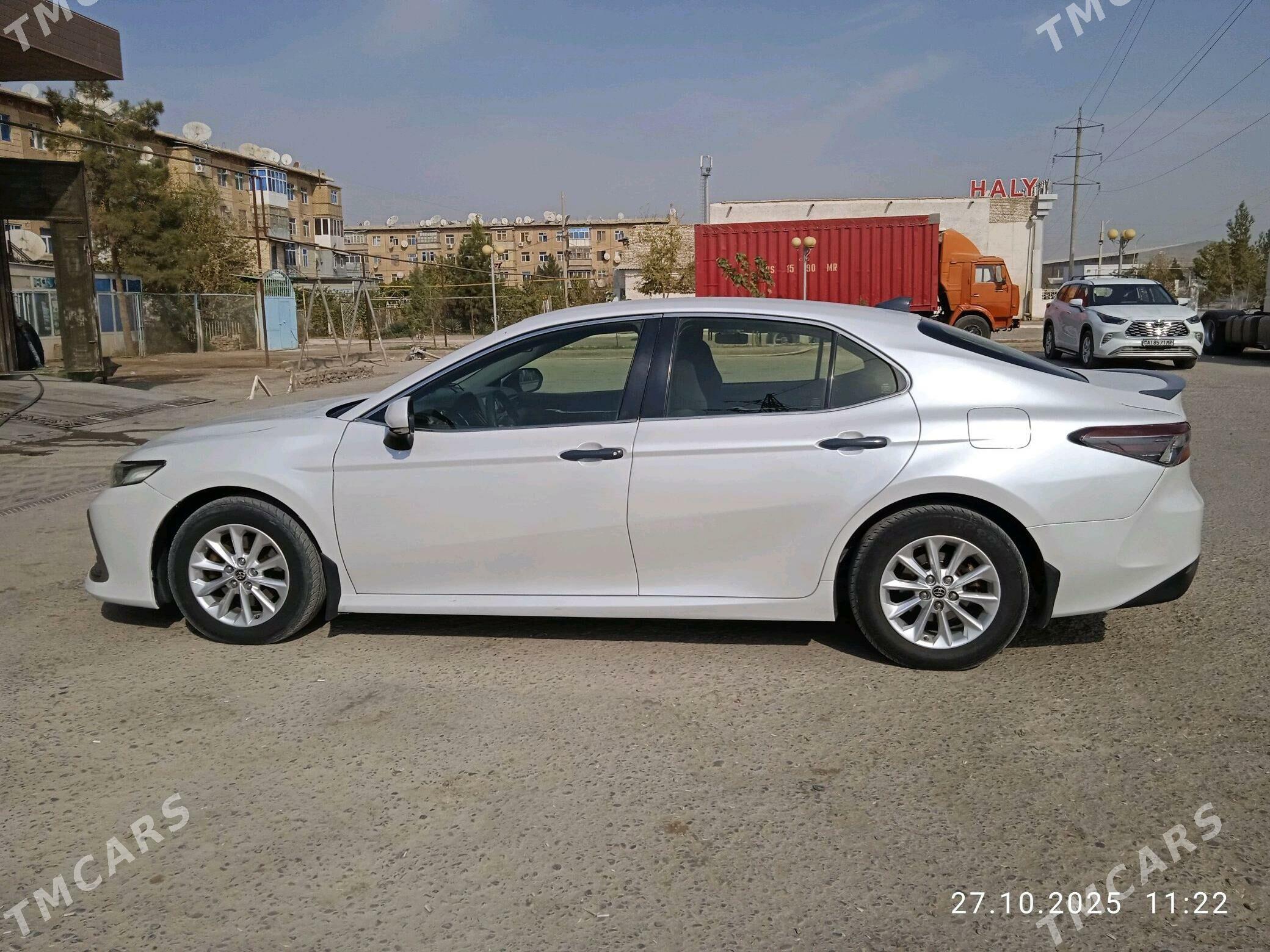 Toyota Camry 2021 - 250 000 TMT - Мары - img 2
