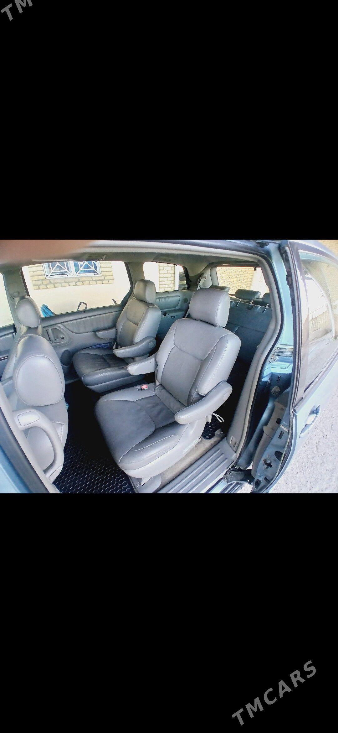 Toyota Sienna 2005 - 250 000 TMT - Mary - img 1