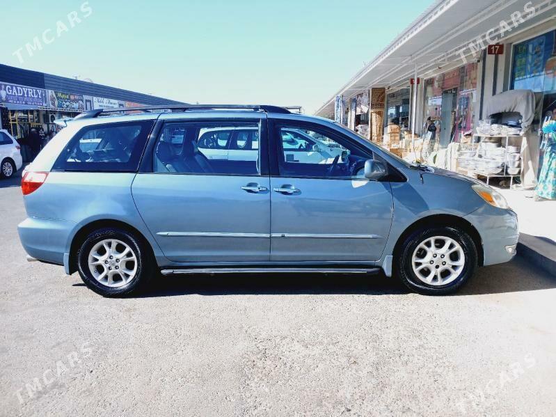 Toyota Sienna 2005 - 250 000 TMT - Мары - img 5