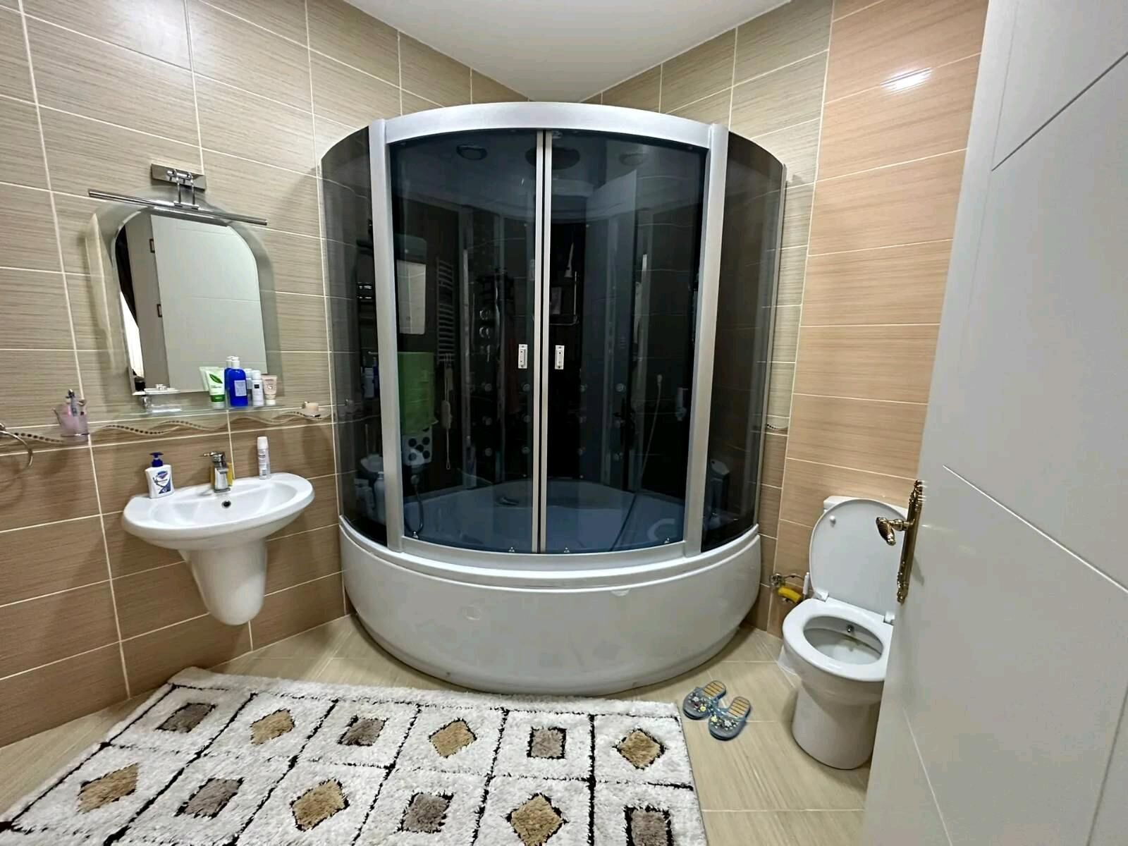 Arenda Maskowski️ elitka️ - Moskowskiý köç. (10 ýyl abadançylyk şaýoly) - img 8