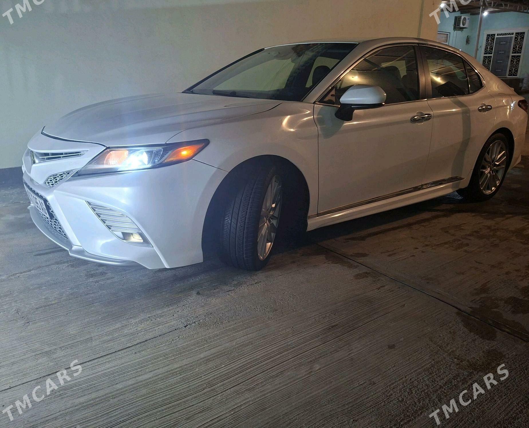 Toyota Camry 2018 - 265 000 TMT - Gökje - img 1