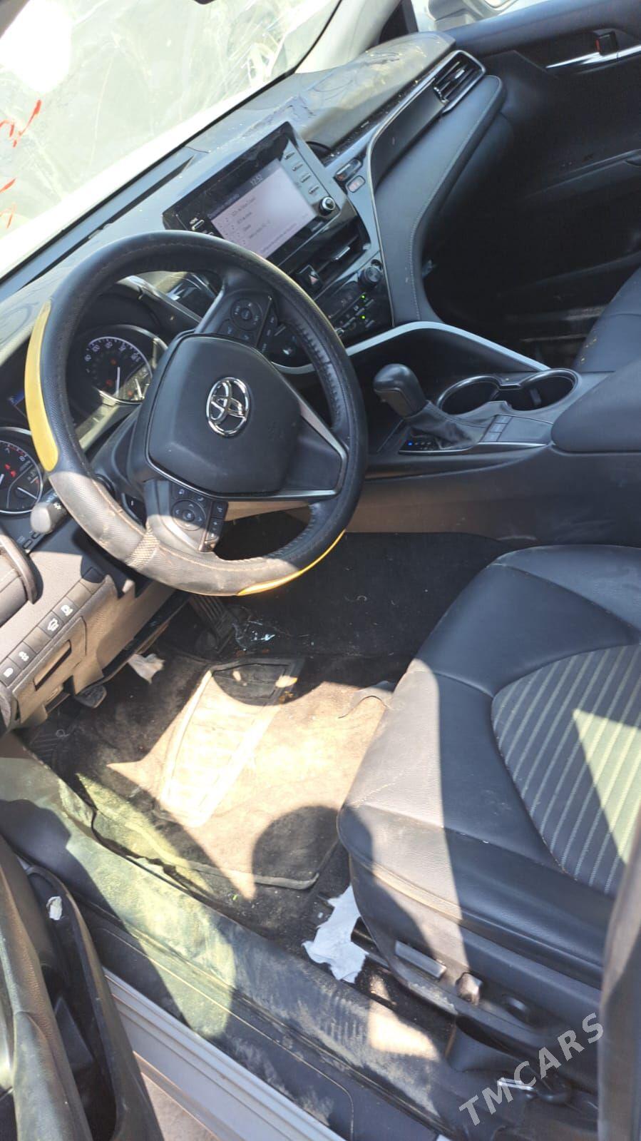 Toyota Camry 2022 - 320 000 TMT - Мары - img 1