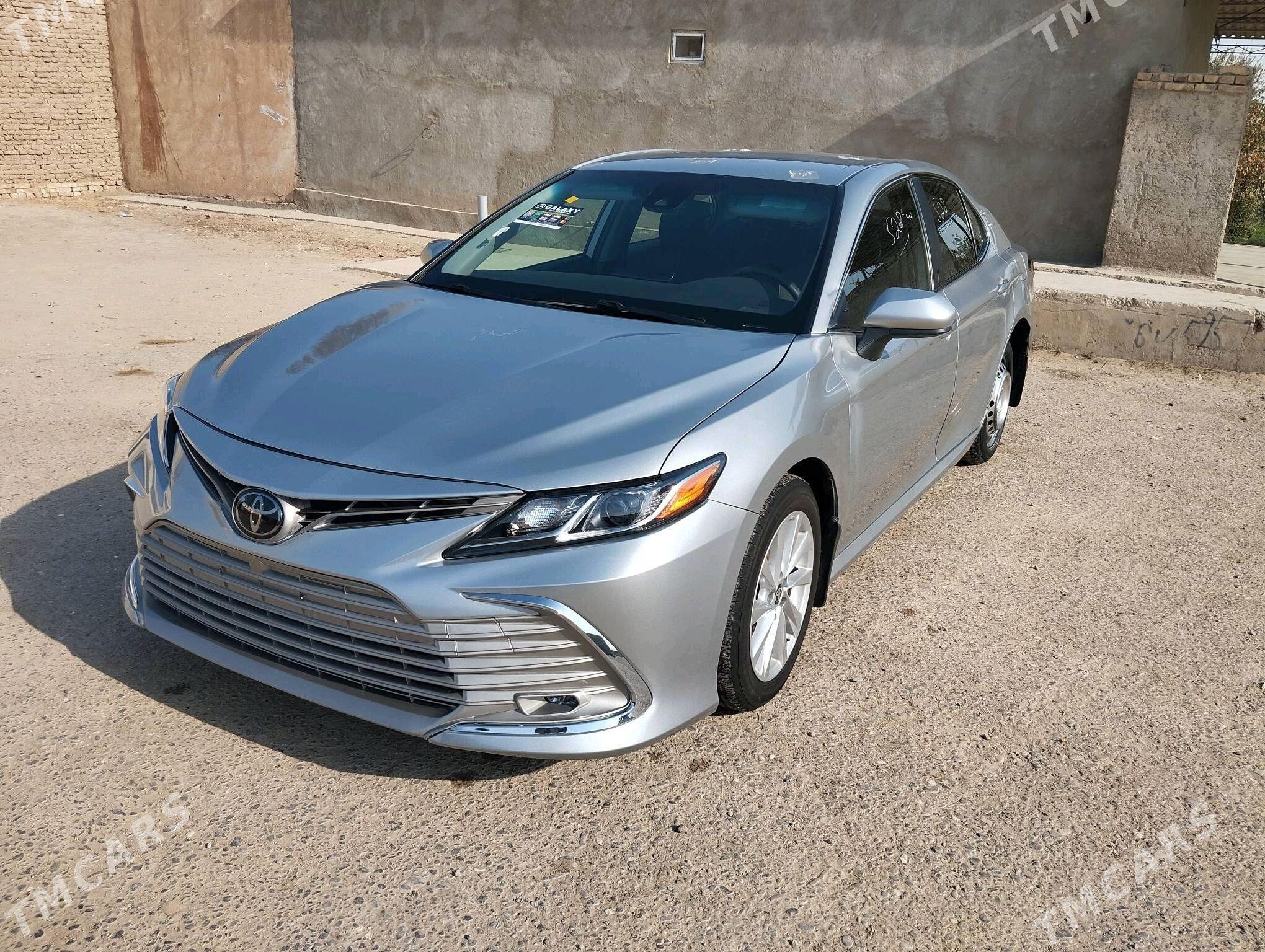 Toyota Camry 2023 - 280 000 TMT - Ёлётен - img 3