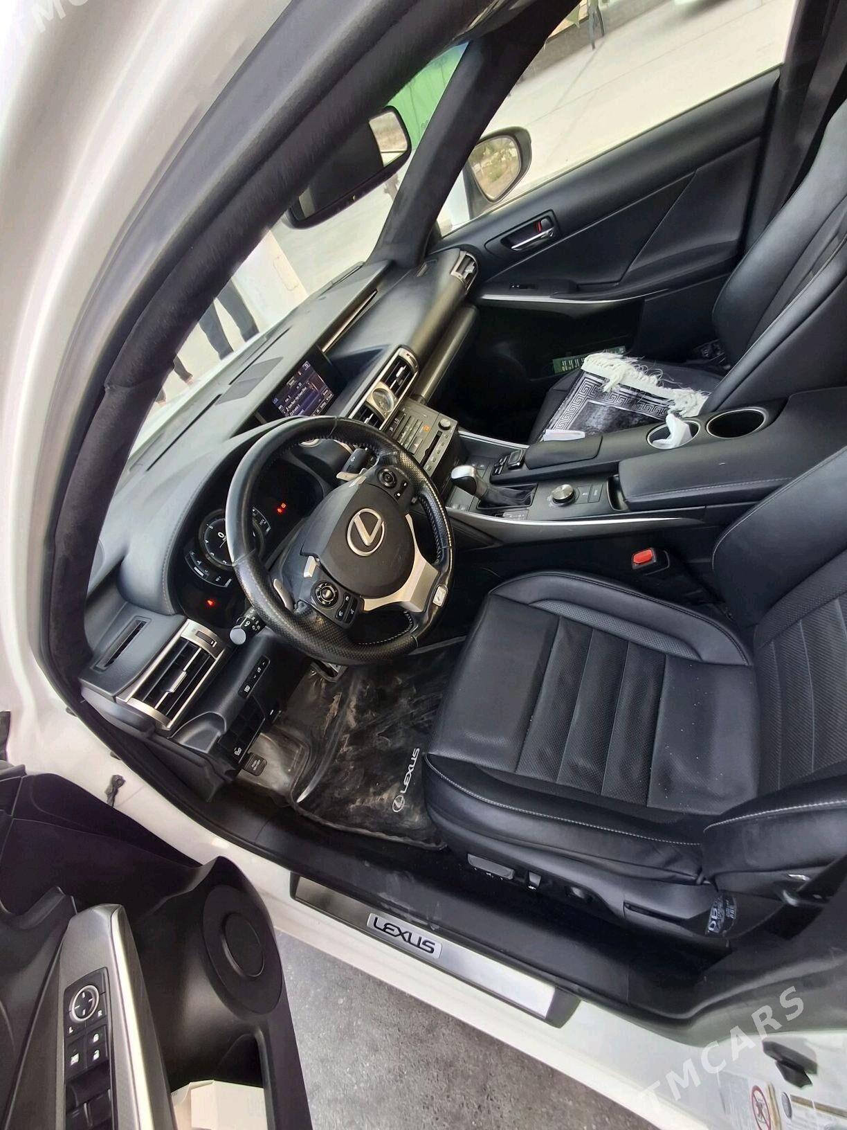 Lexus IS 2016 - 340 000 TMT - Ашхабад - img 8