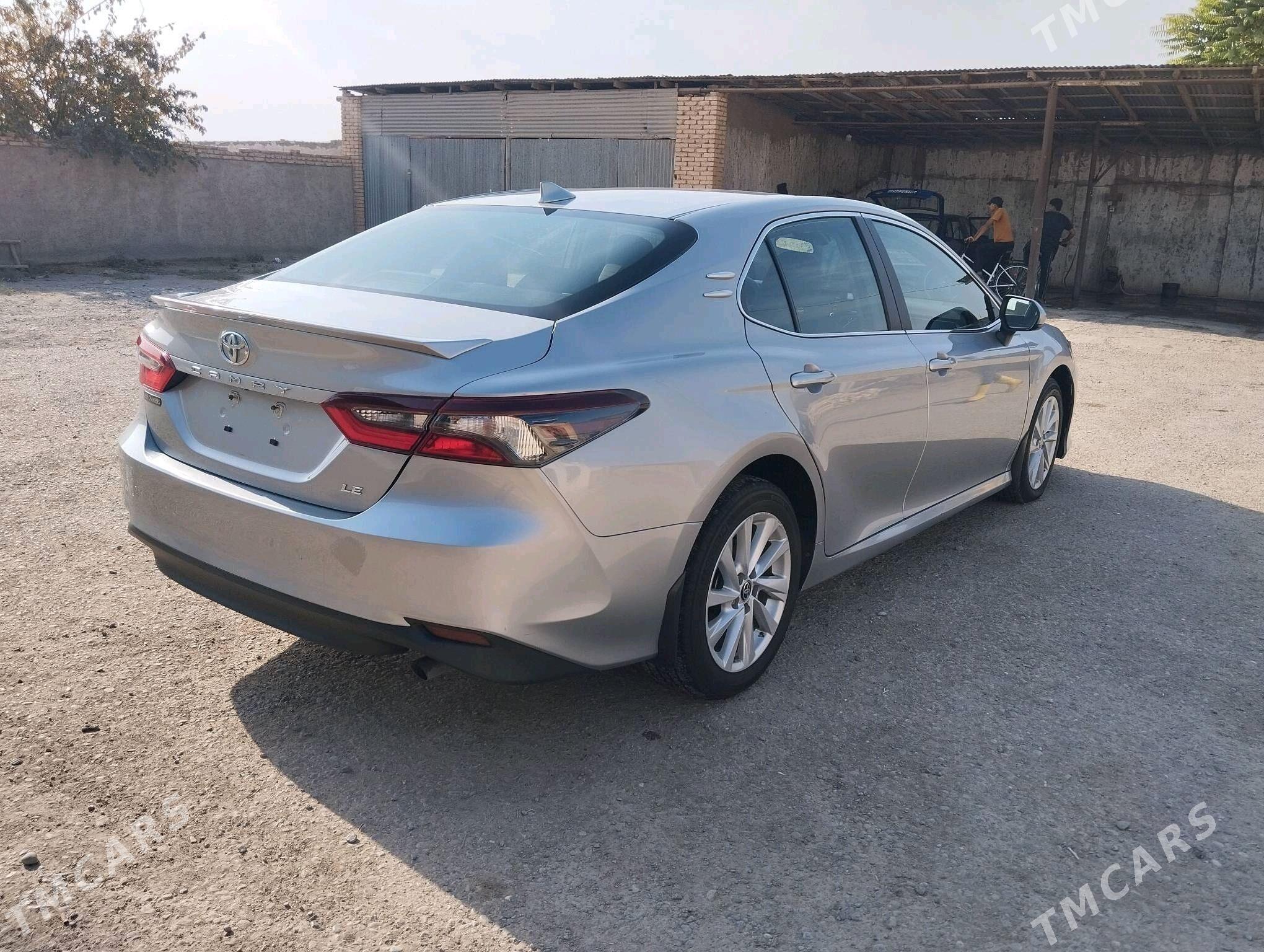 Toyota Camry 2023 - 280 000 TMT - Ёлётен - img 4