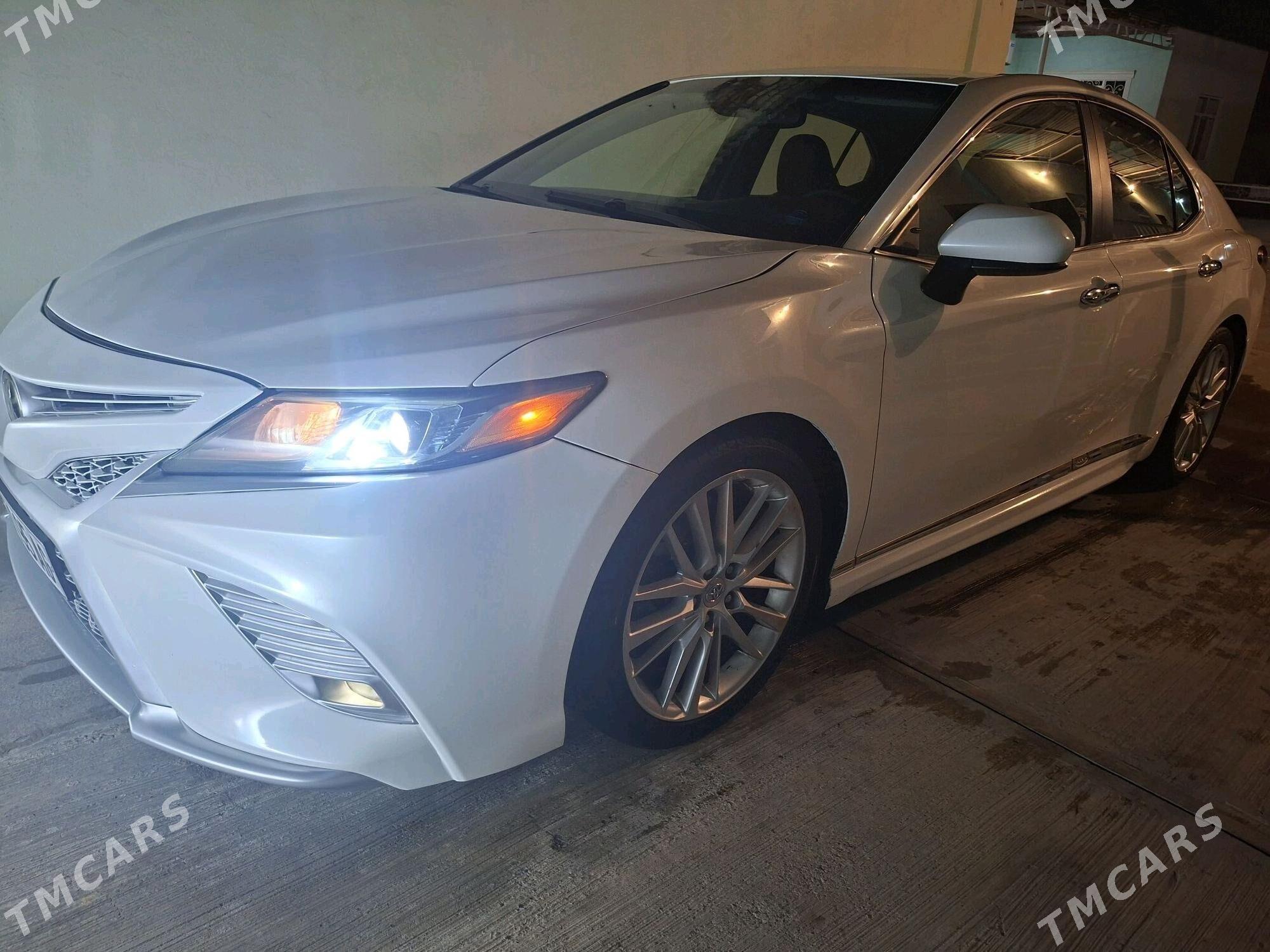 Toyota Camry 2018 - 265 000 TMT - Gökje - img 2