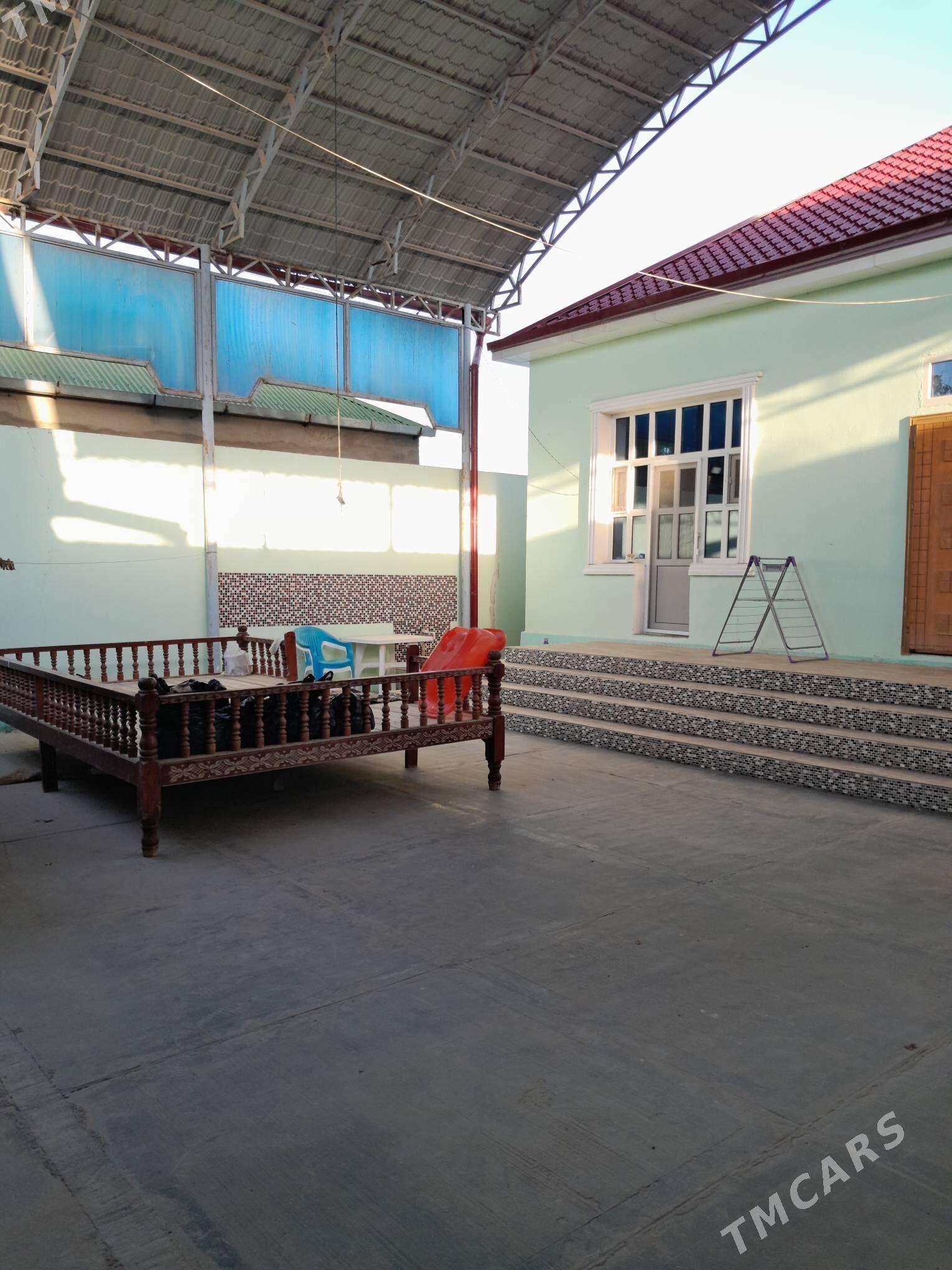 Ànew Magtymgulyda satlyk jaÿ - Ак-Бугдайский этрап - img 3