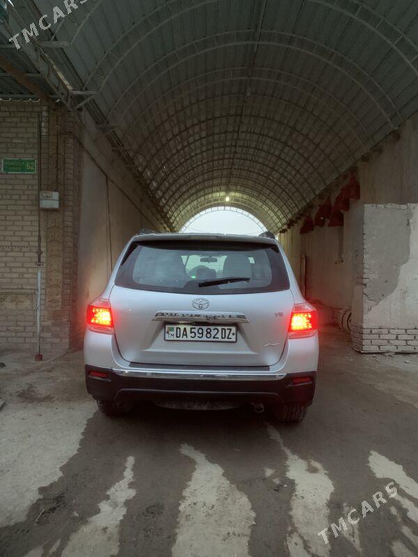 Toyota Highlander 2012 - 320 000 TMT - Gurbansoltan Eje - img 4