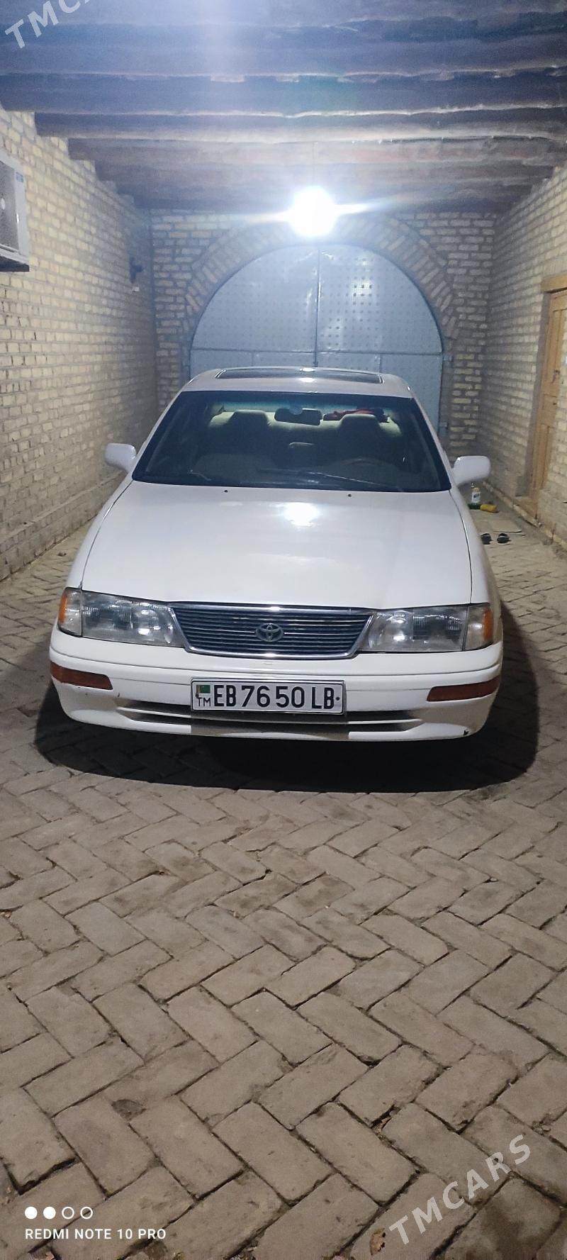 Toyota Avalon 1996 - 110 000 TMT - Garabekewül - img 2