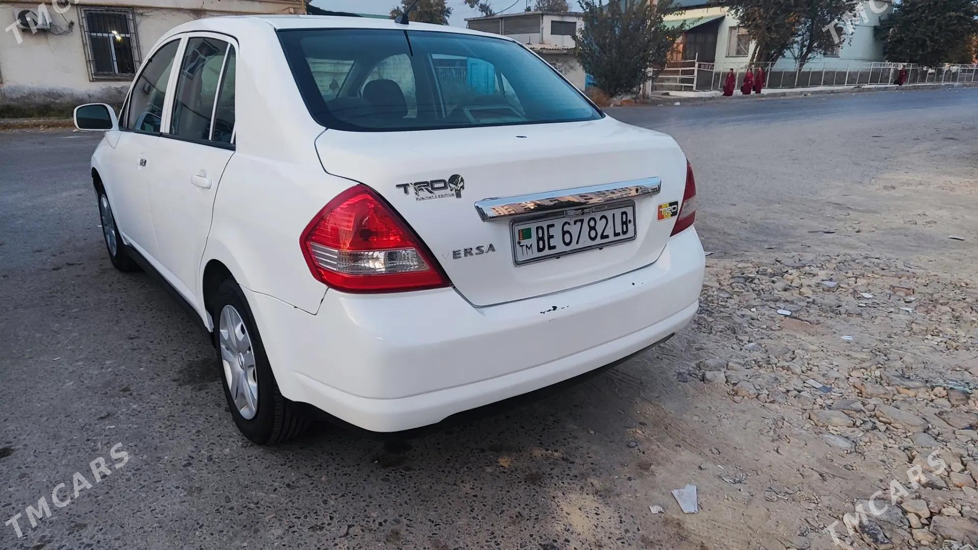 Nissan Versa 2010 - 115 000 TMT - Türkmenabat - img 2
