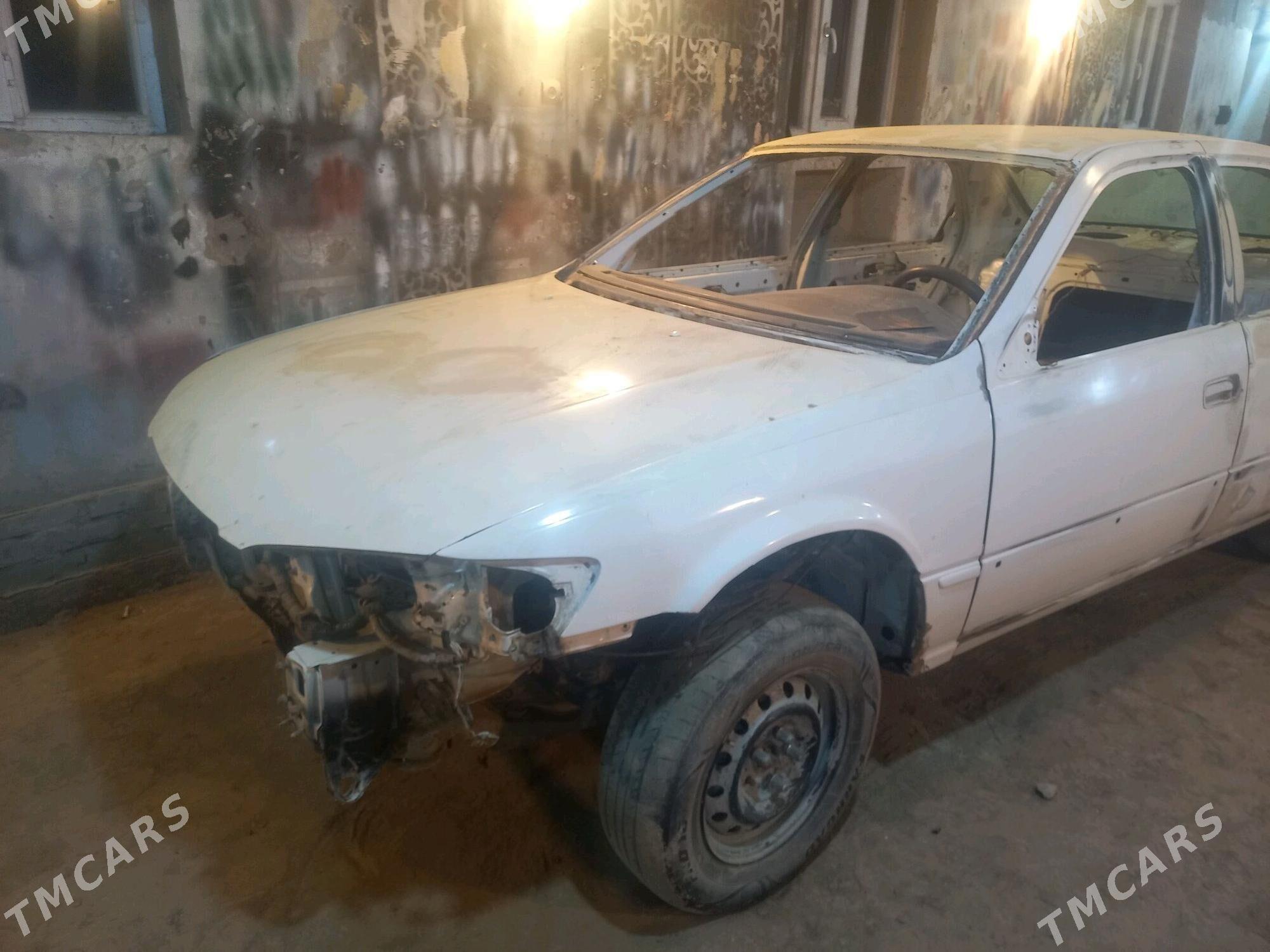 Toyota Camry 1999 - 100 000 TMT - Şabat etr. - img 3