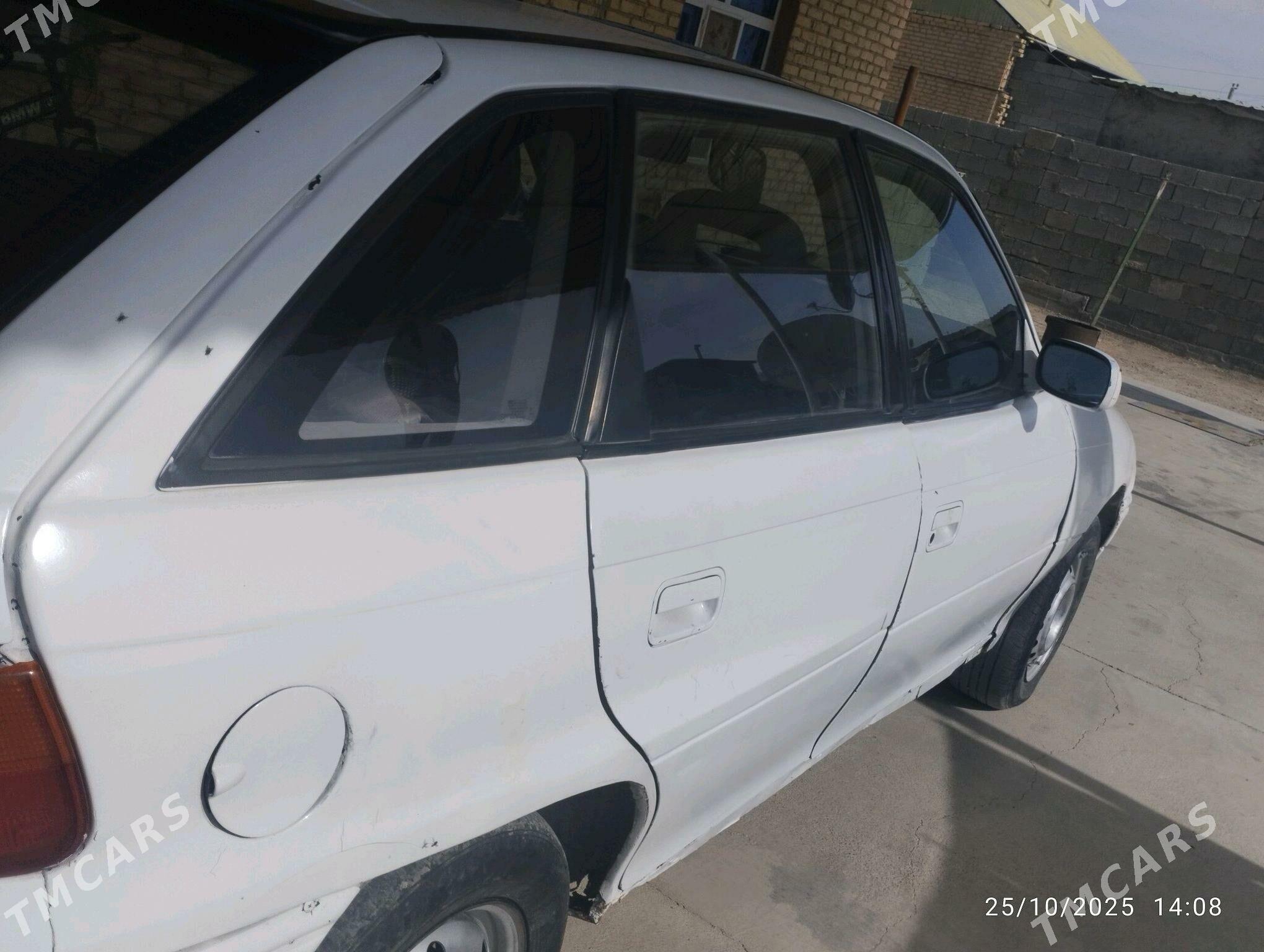 Opel Astra 1992 - 23 000 TMT - Ак-Бугдайский этрап - img 1