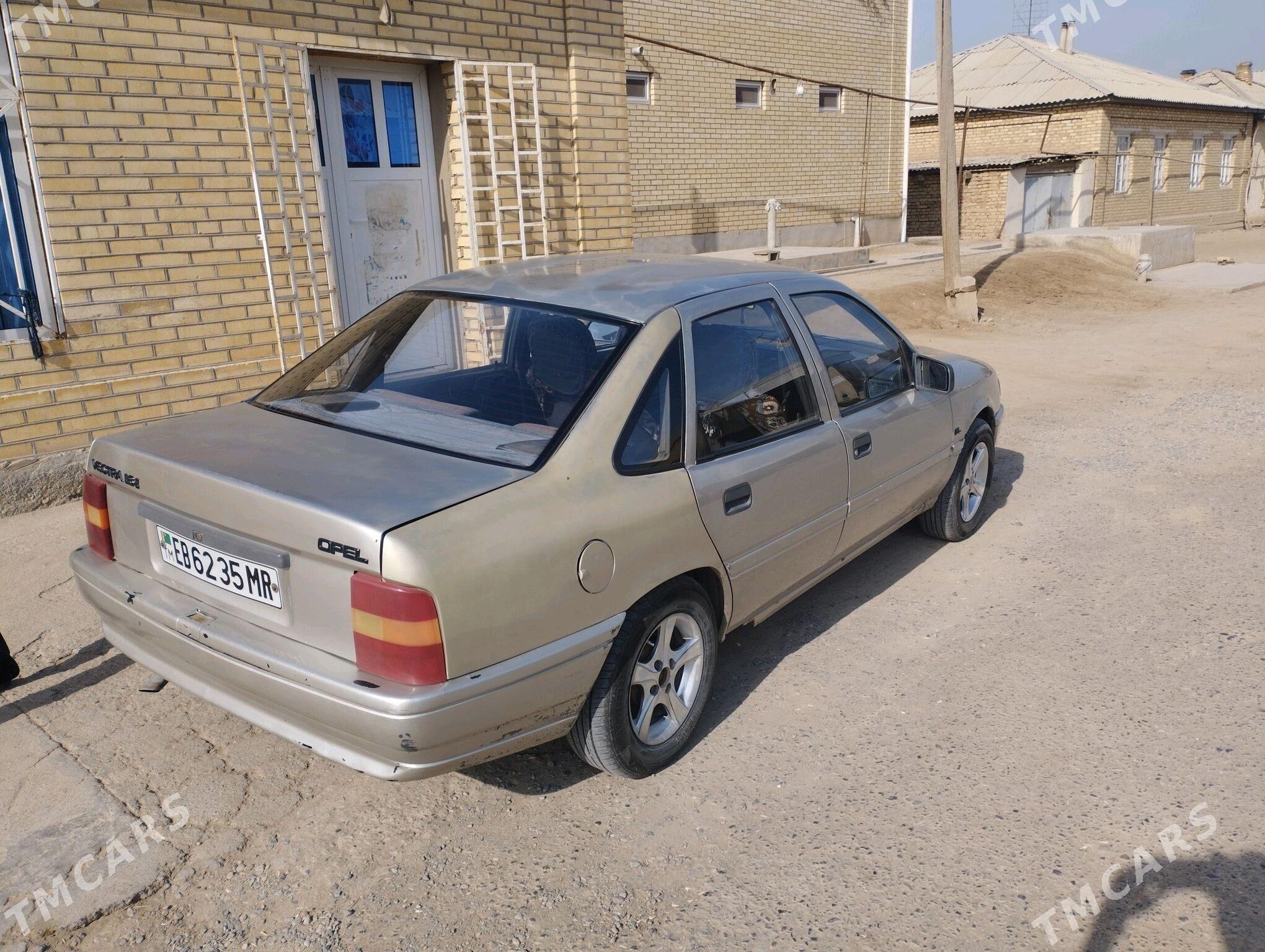 Opel Vectra 1992 - 42 000 TMT - Мары - img 2