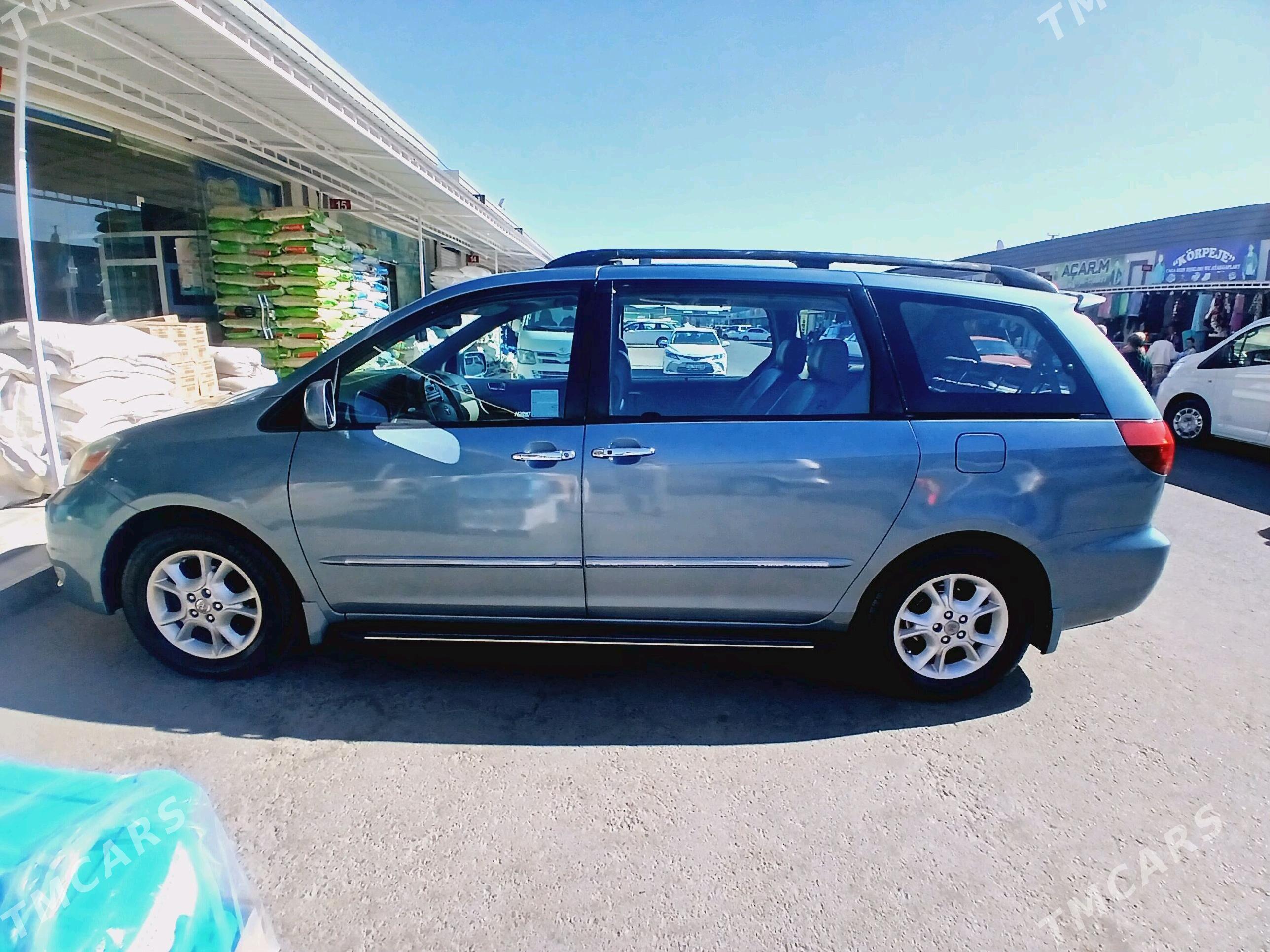 Toyota Sienna 2005 - 250 000 TMT - Мары - img 6