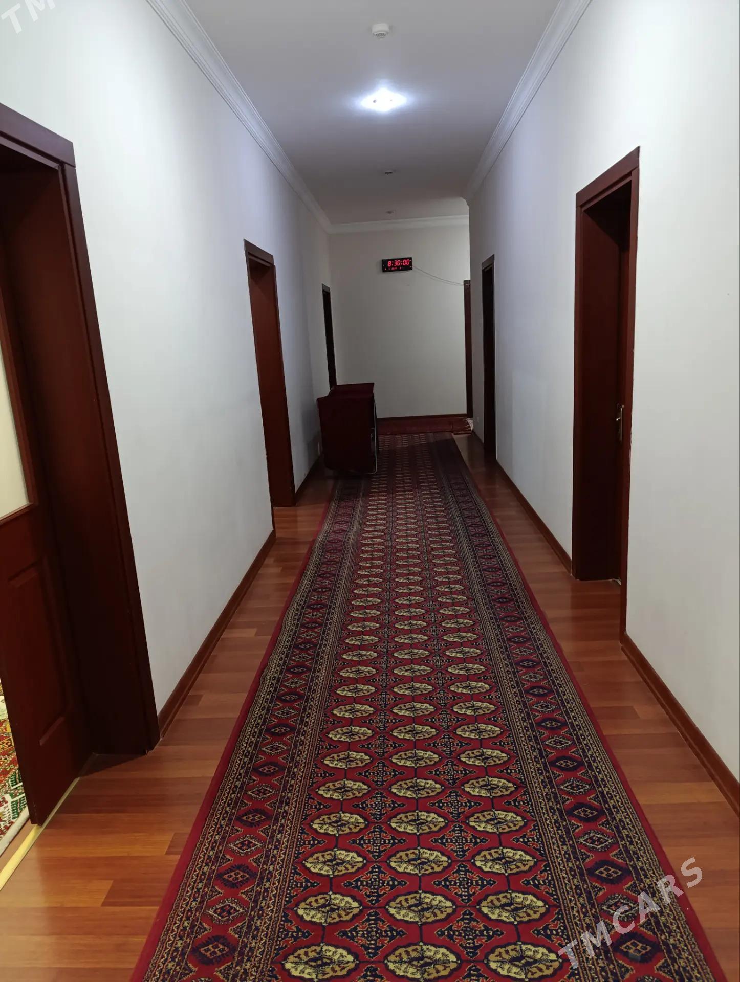 Гоголя элитка 155м2 1 эт 3ком - Aşgabat - img 5