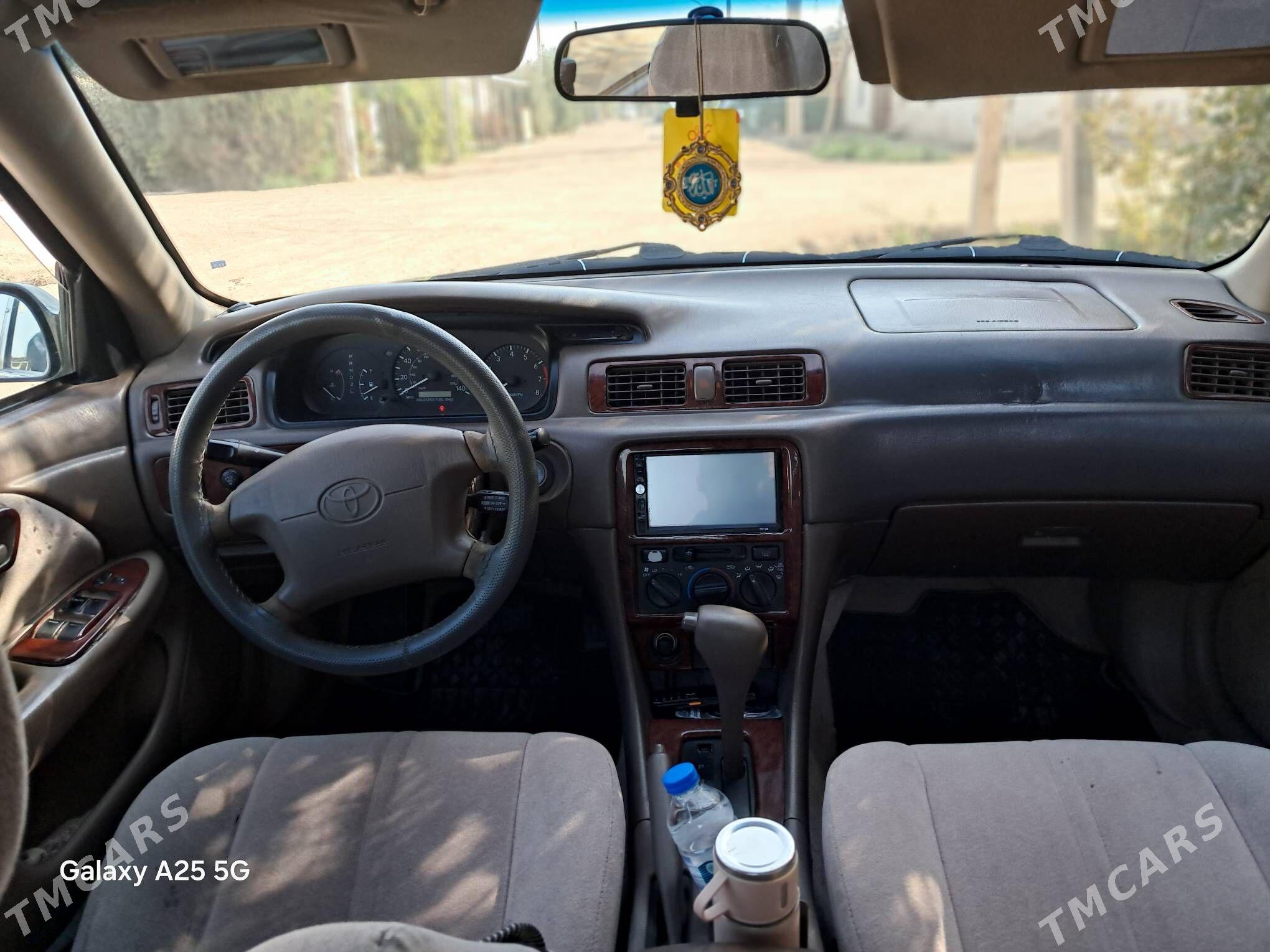 Toyota Camry 2000 - 139 000 TMT - Boldumsaz - img 6