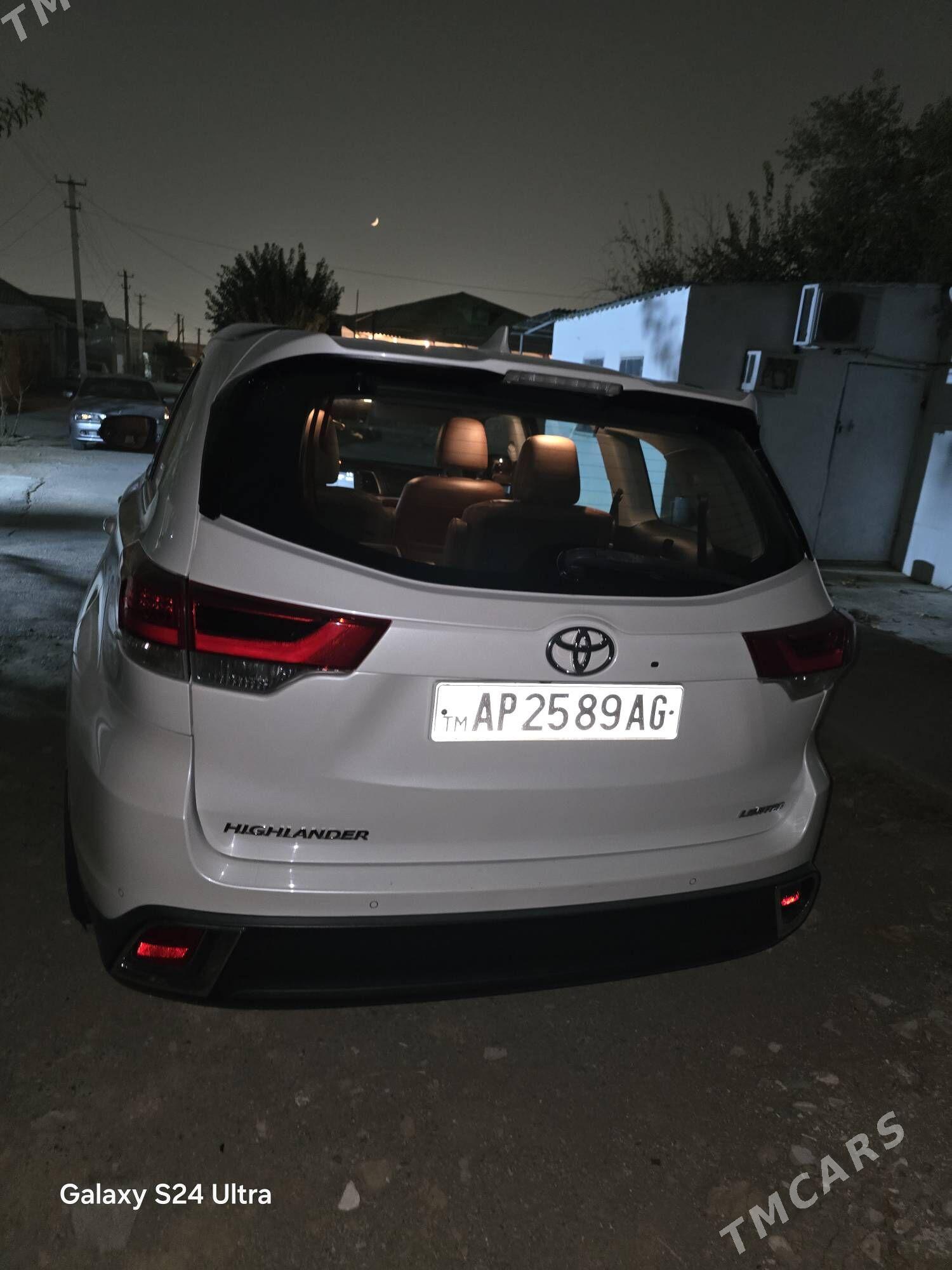 Toyota Highlander 2019 - 510 000 TMT - Parahat 8 - img 2