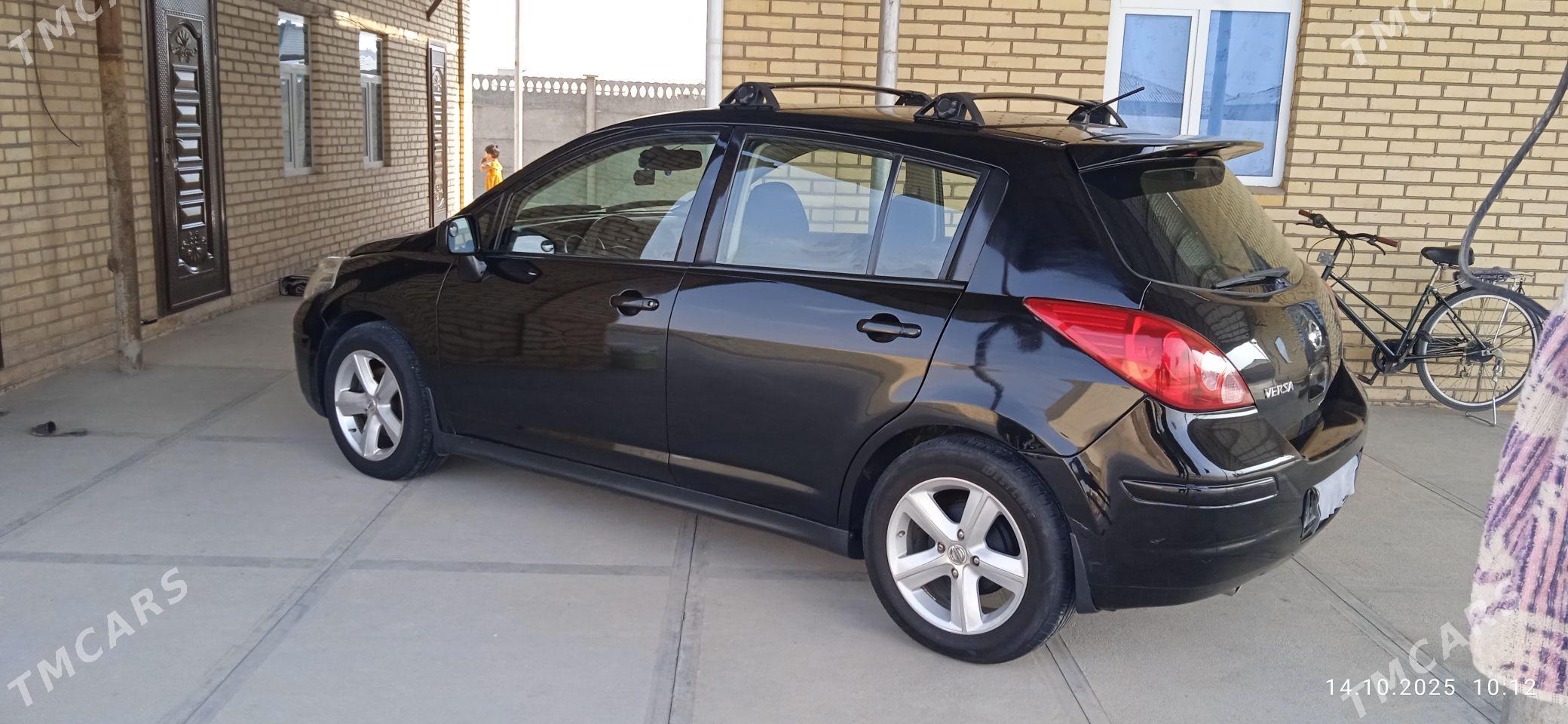 Nissan Versa 2010 - 130 000 TMT - Murgap - img 1