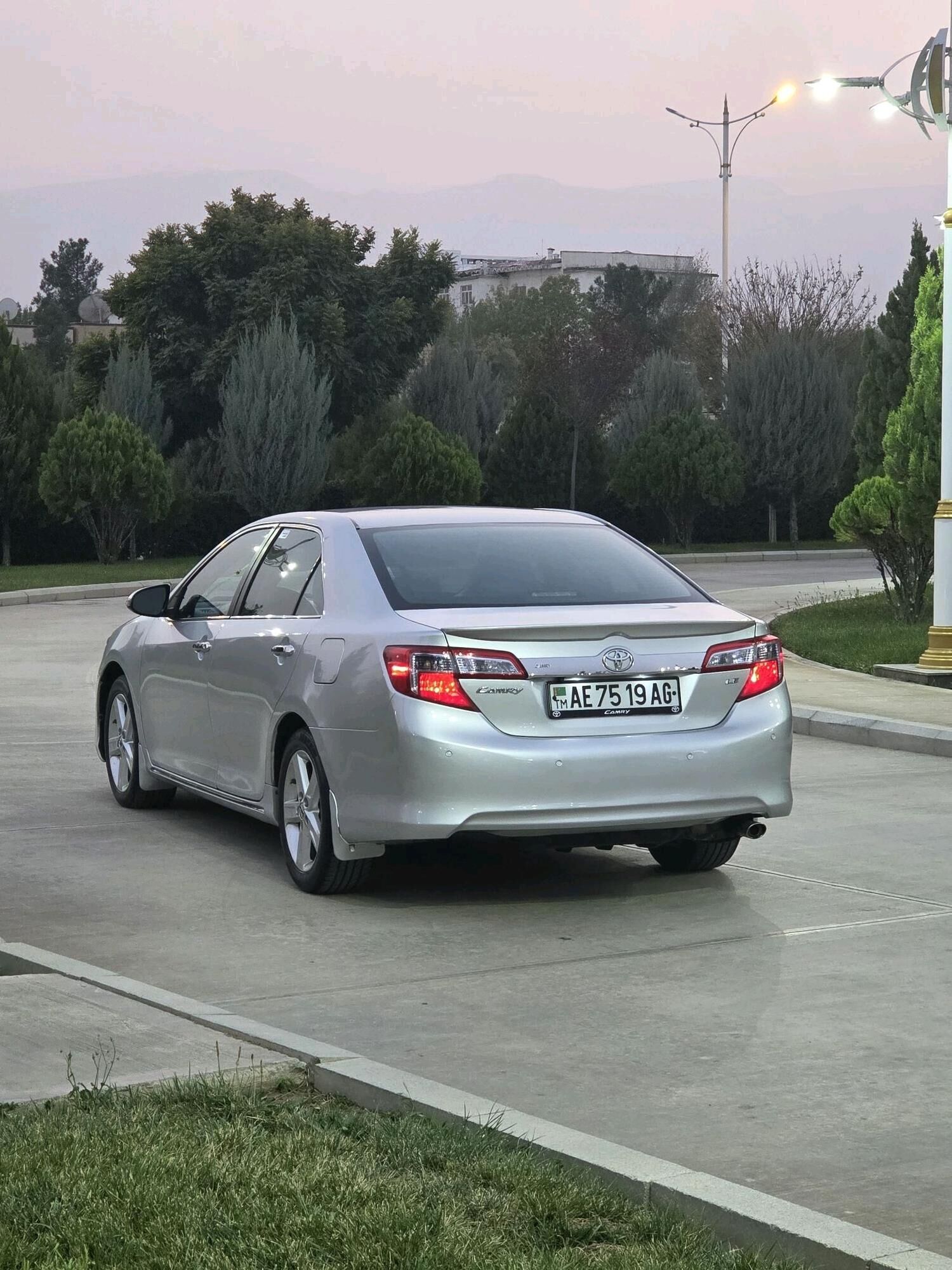 Toyota Camry 2013 - 225 000 TMT - Ашхабад - img 4