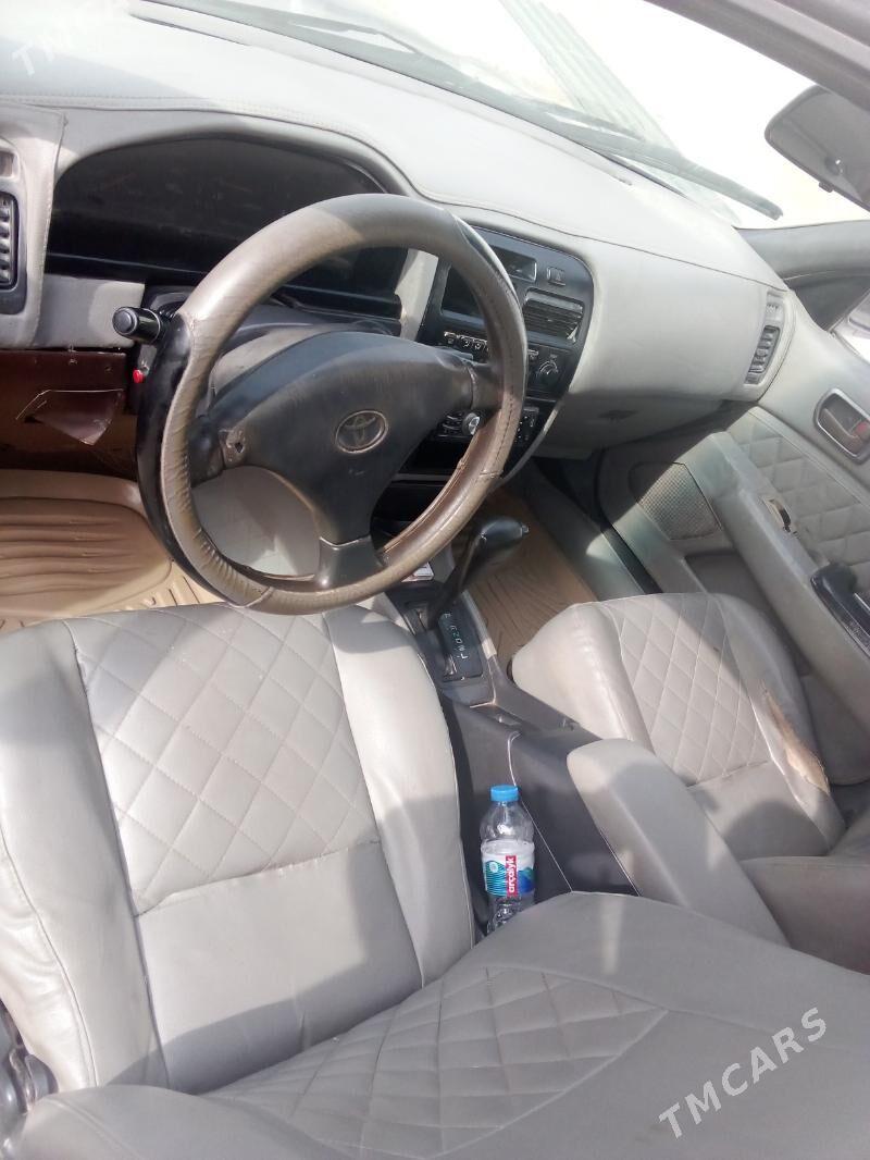 Toyota Camry 1994 - 46 000 TMT - Çärjew - img 2