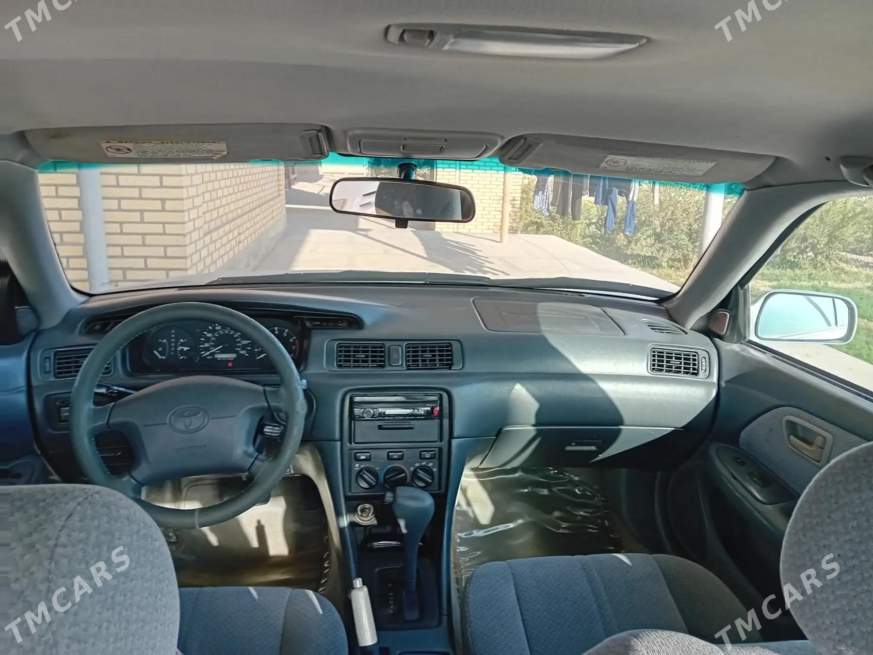 Toyota Camry 2001 - 139 000 TMT - Mary - img 2