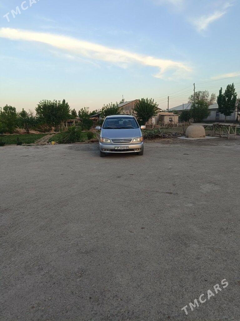 Toyota Sienna 2001 - 190 000 TMT - Gubadag - img 3