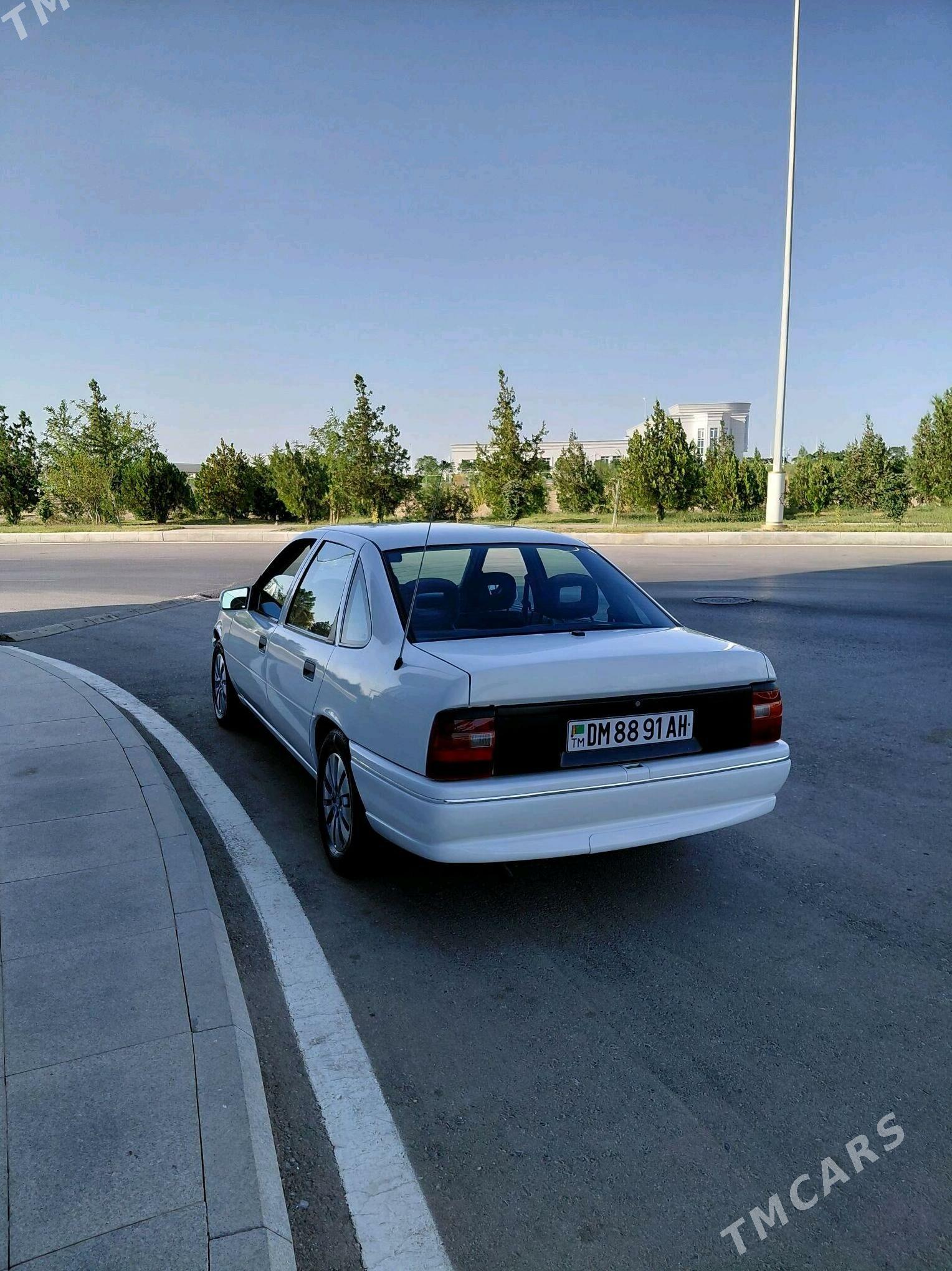 Opel Vectra 1991 - 62 000 TMT - Ашхабад - img 4