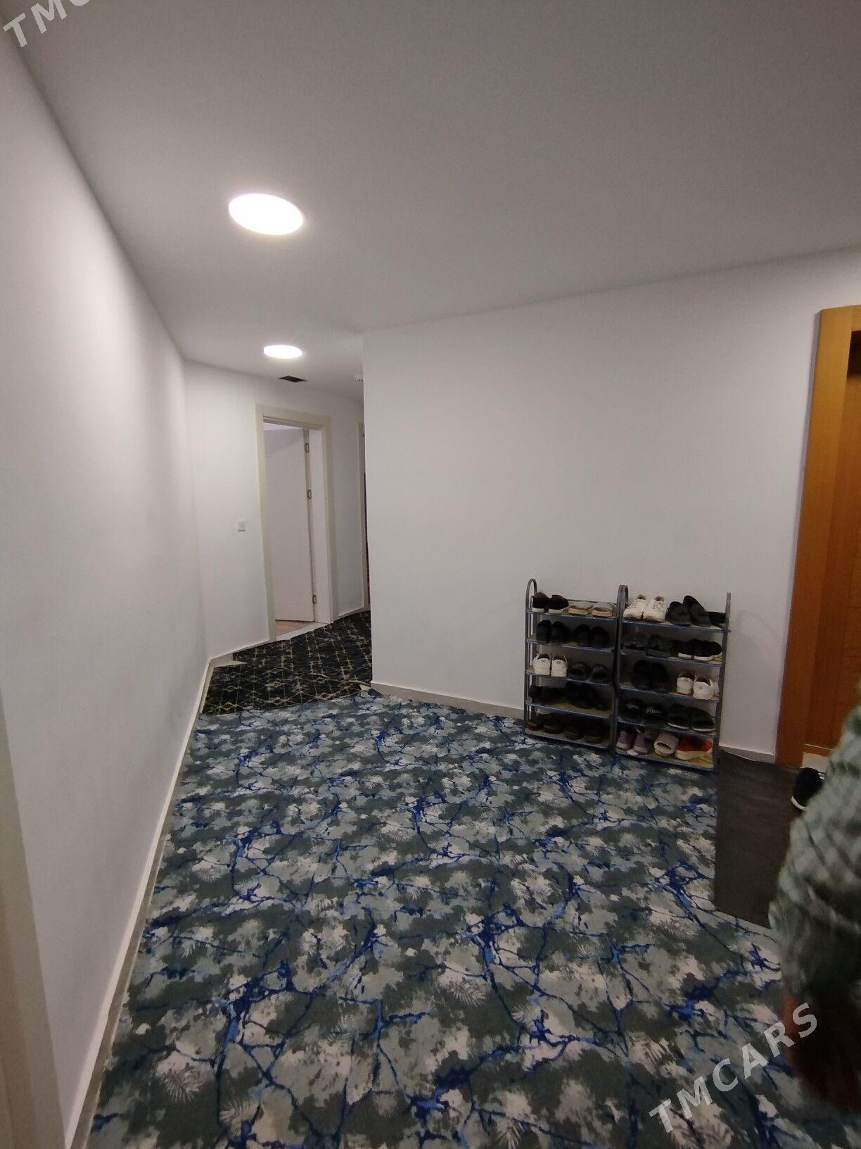 Мир 8 Сурикова 9/7 эт 4 ком - Parahat 8 - img 7