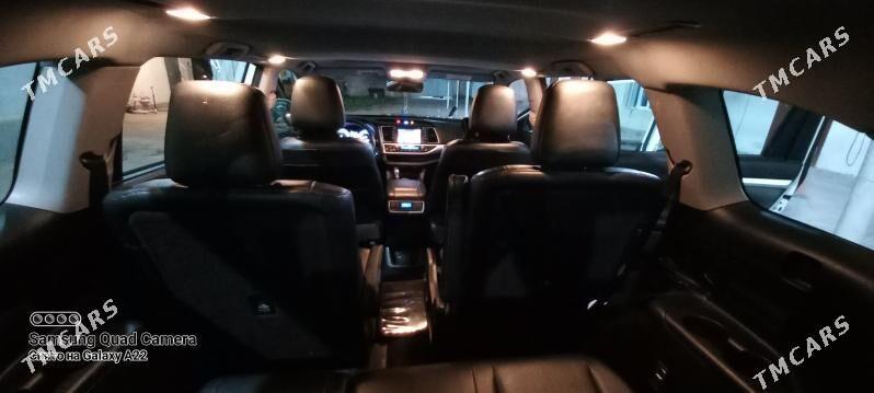 Toyota Highlander 2018 - 390 000 TMT - Ялкым - img 2