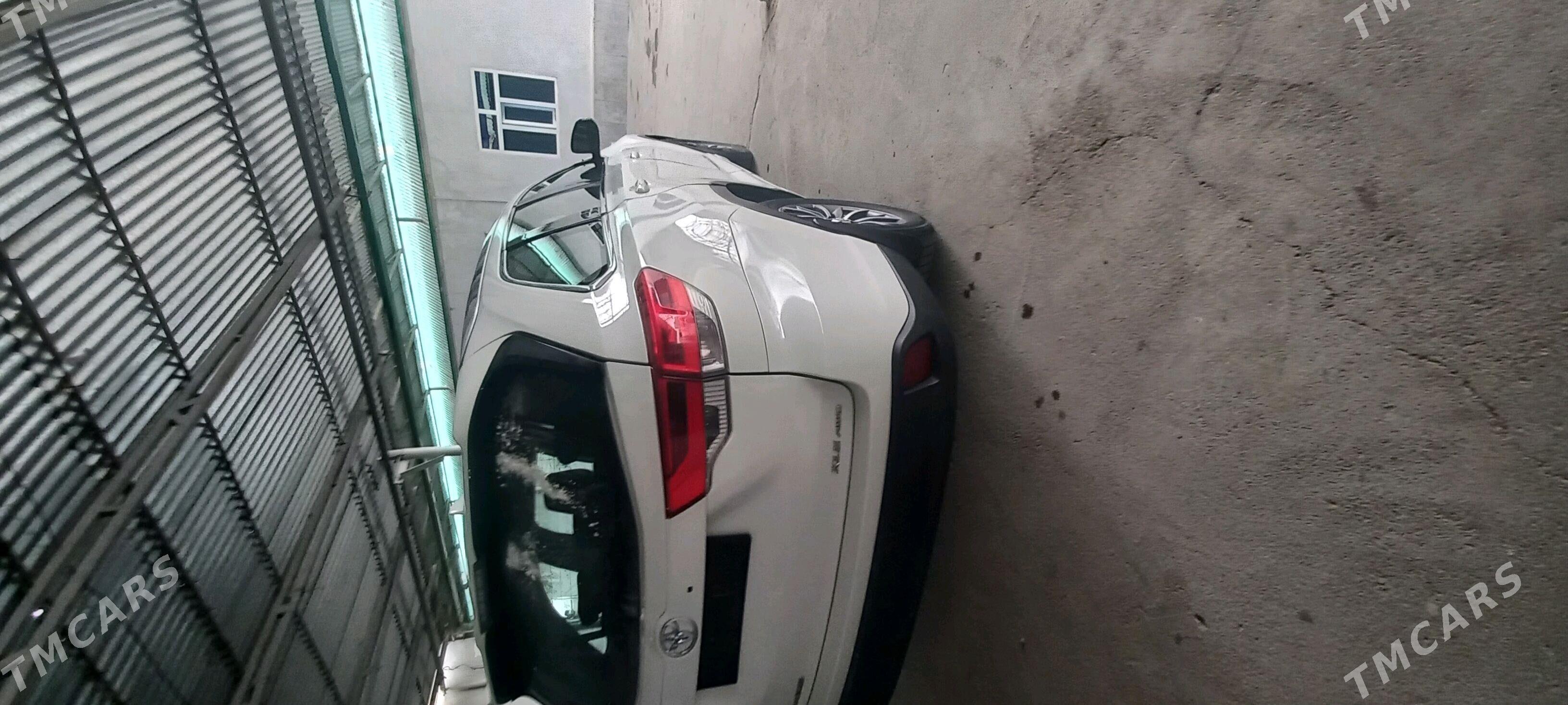 Toyota Highlander 2018 - 390 000 TMT - Ялкым - img 7