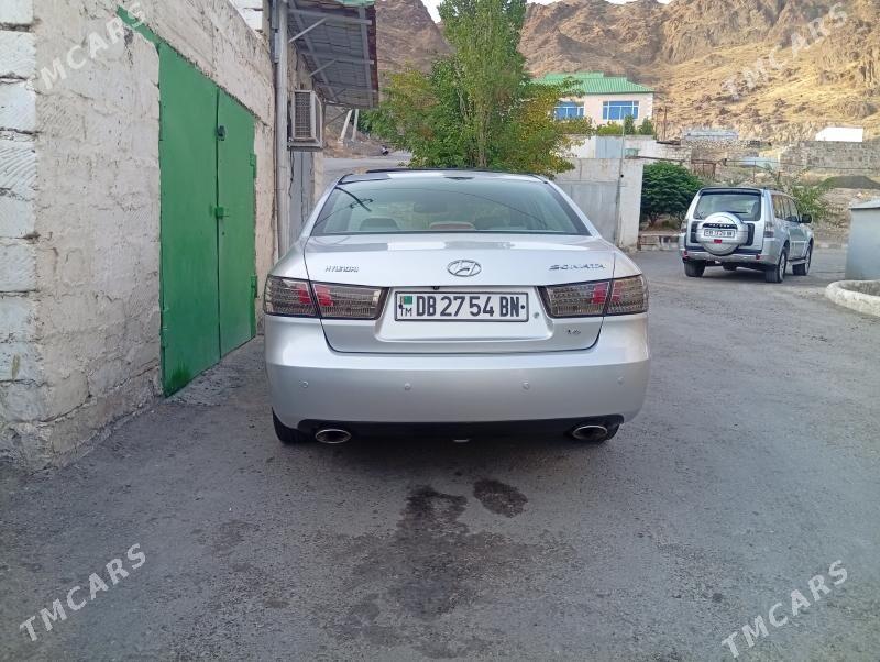 Hyundai Sonata 2006 - 115 000 TMT - Türkmenbaşy - img 5