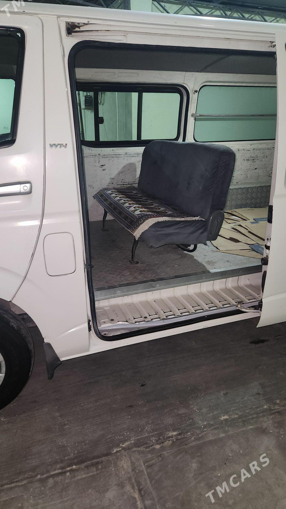 Toyota Hiace 2008 - 240 000 TMT - Türkmenabat - img 2