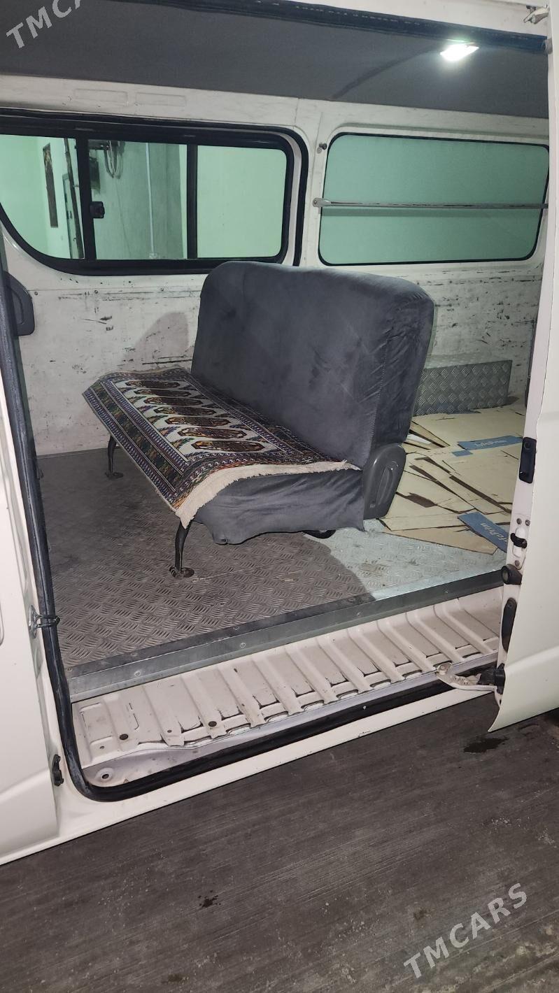 Toyota Hiace 2008 - 240 000 TMT - Türkmenabat - img 6