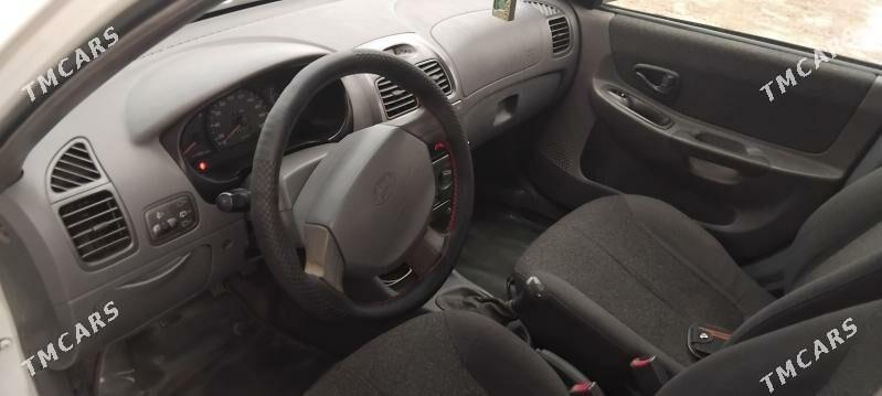 Hyundai Accent 2002 - 38 000 TMT - Daşoguz - img 10