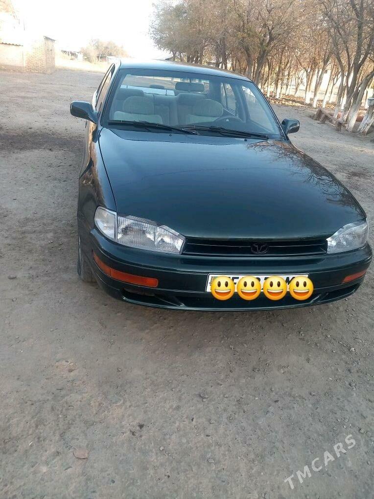 Toyota Camry 1993 - 86 000 TMT - Sakarçäge - img 1