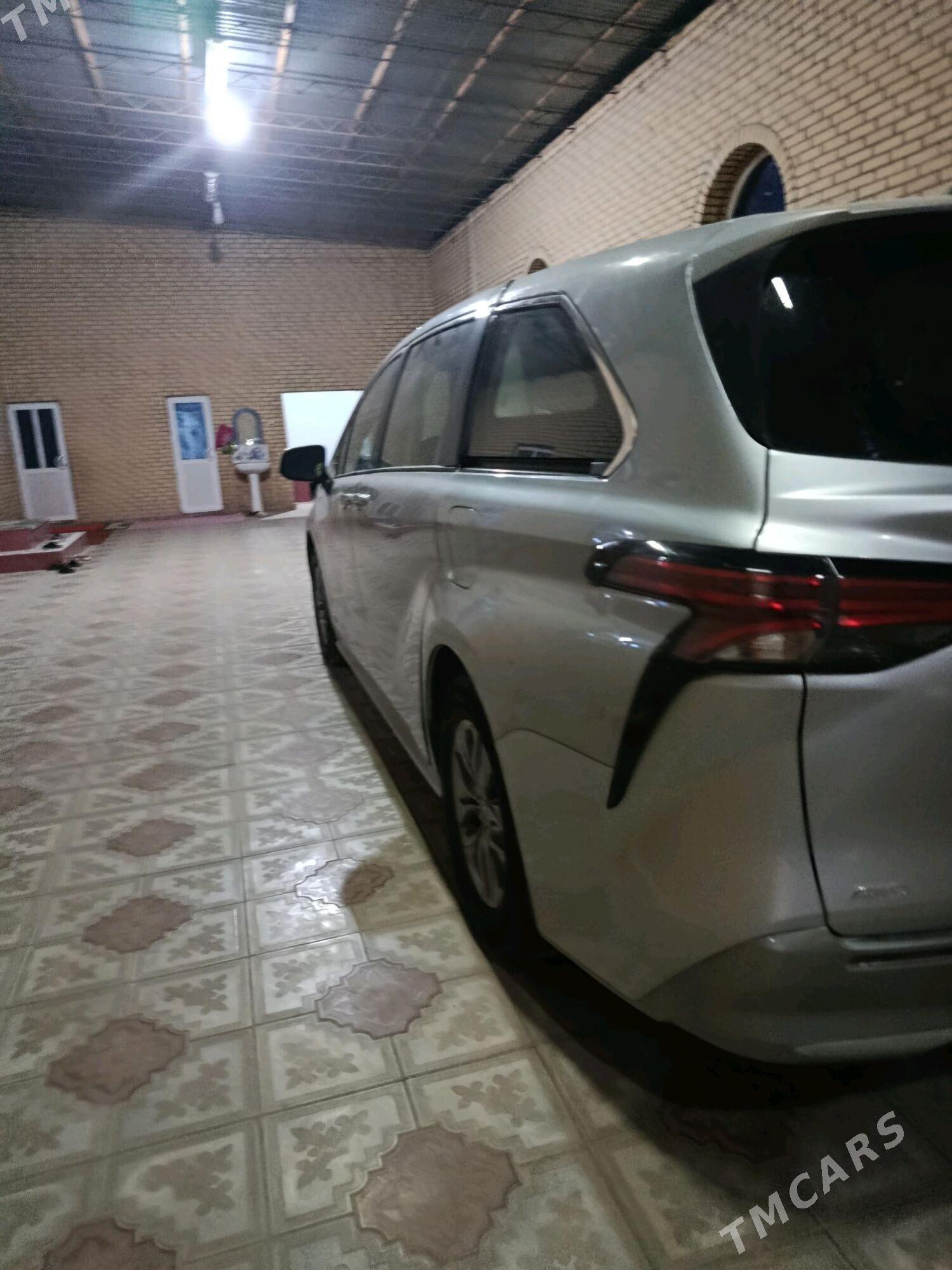 Toyota Sienna 2021 - 490 000 TMT - Dänew - img 4