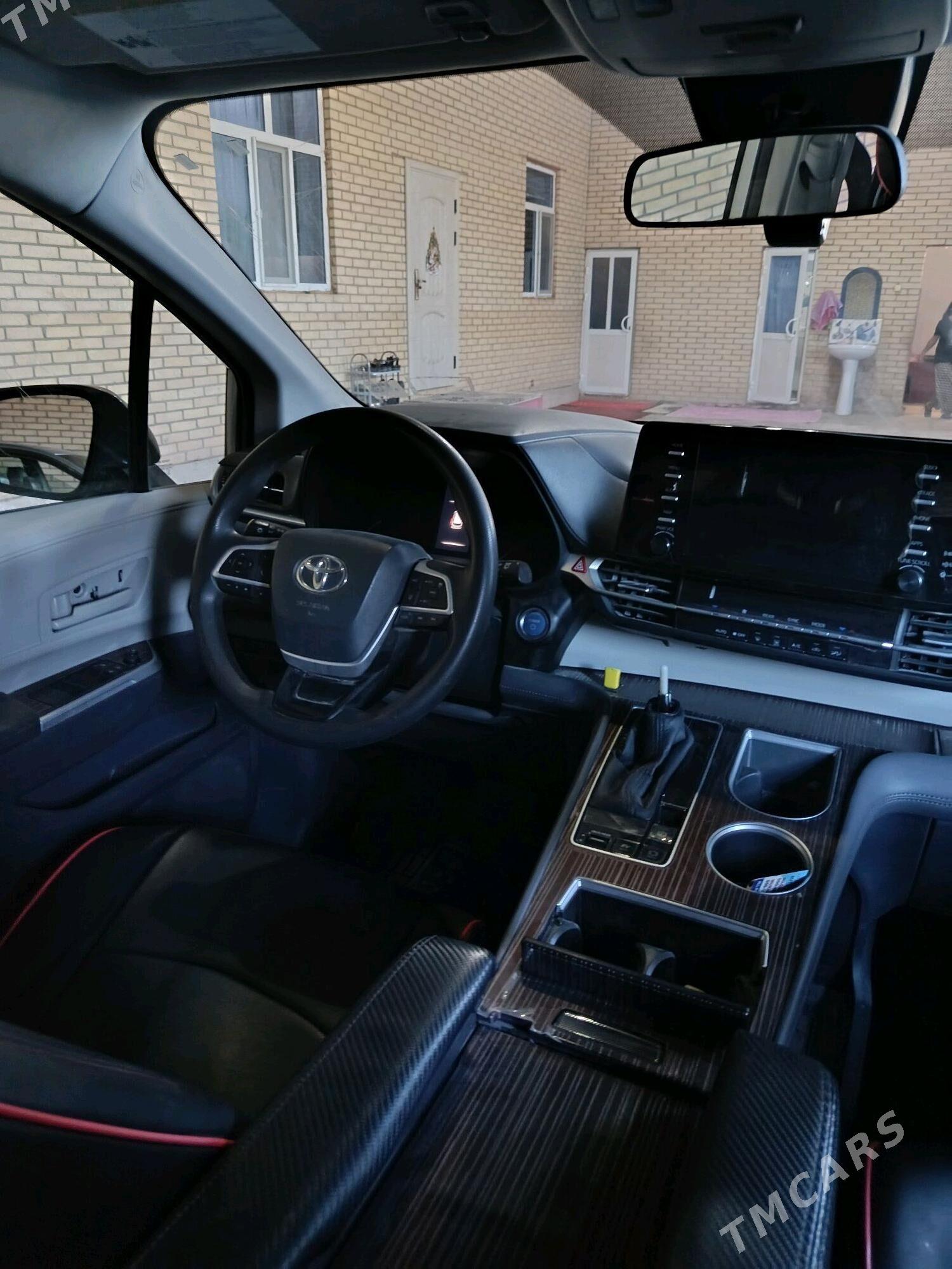 Toyota Sienna 2021 - 490 000 TMT - Dänew - img 7