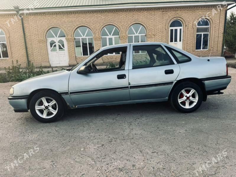 Opel Vectra 1991 - 28 000 TMT - Сейди - img 3