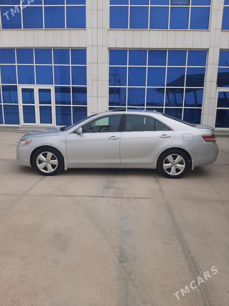 Toyota Camry 2010 - 200 000 TMT - Balkanabat - img 4