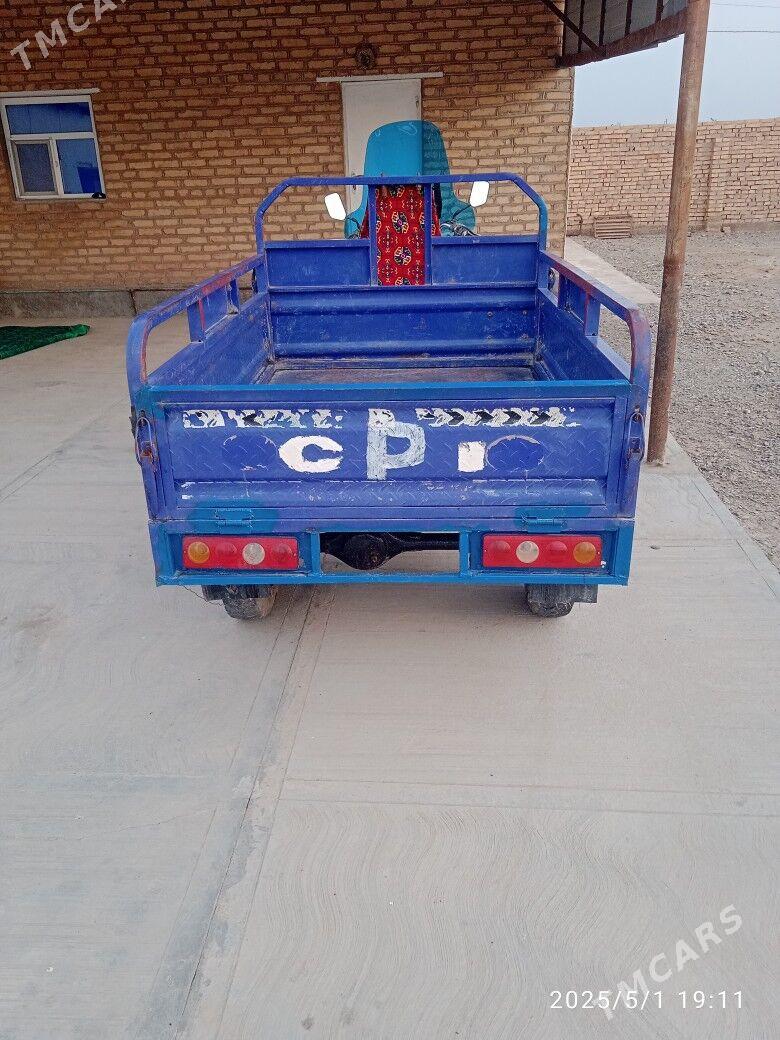 Fekon FK200-14G 2015 - 18 000 TMT - Sarahs - img 1