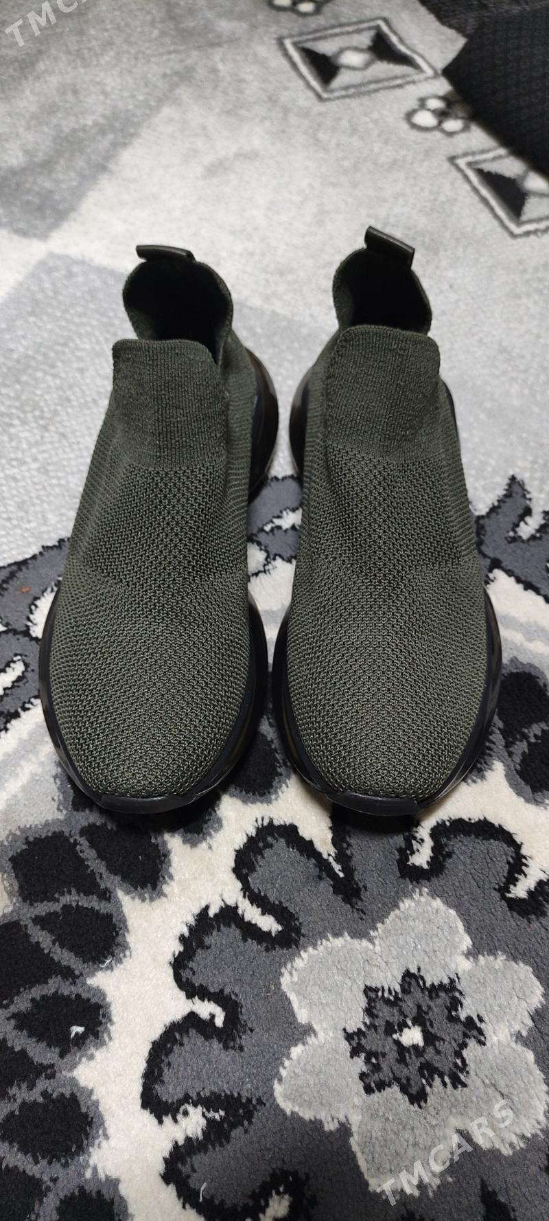 Jenski krasowka - Туркменабат - img 4