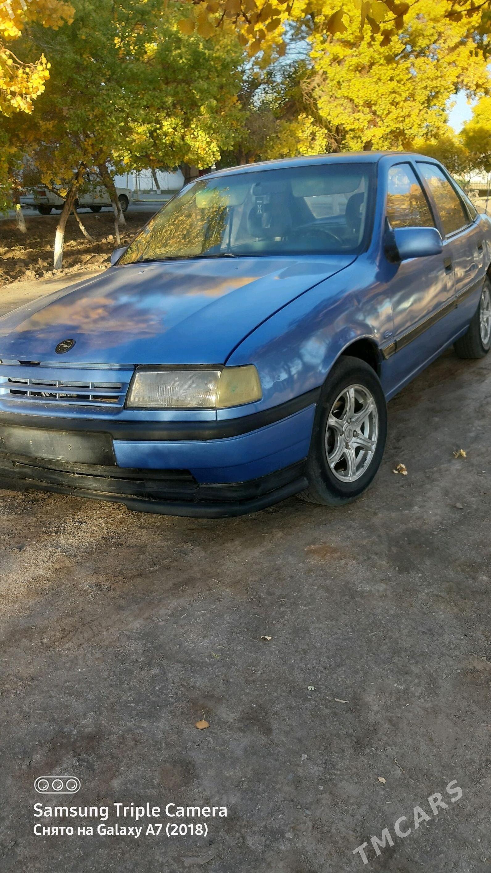 Opel Vectra 1990 - 35 000 TMT - Gubadag - img 3