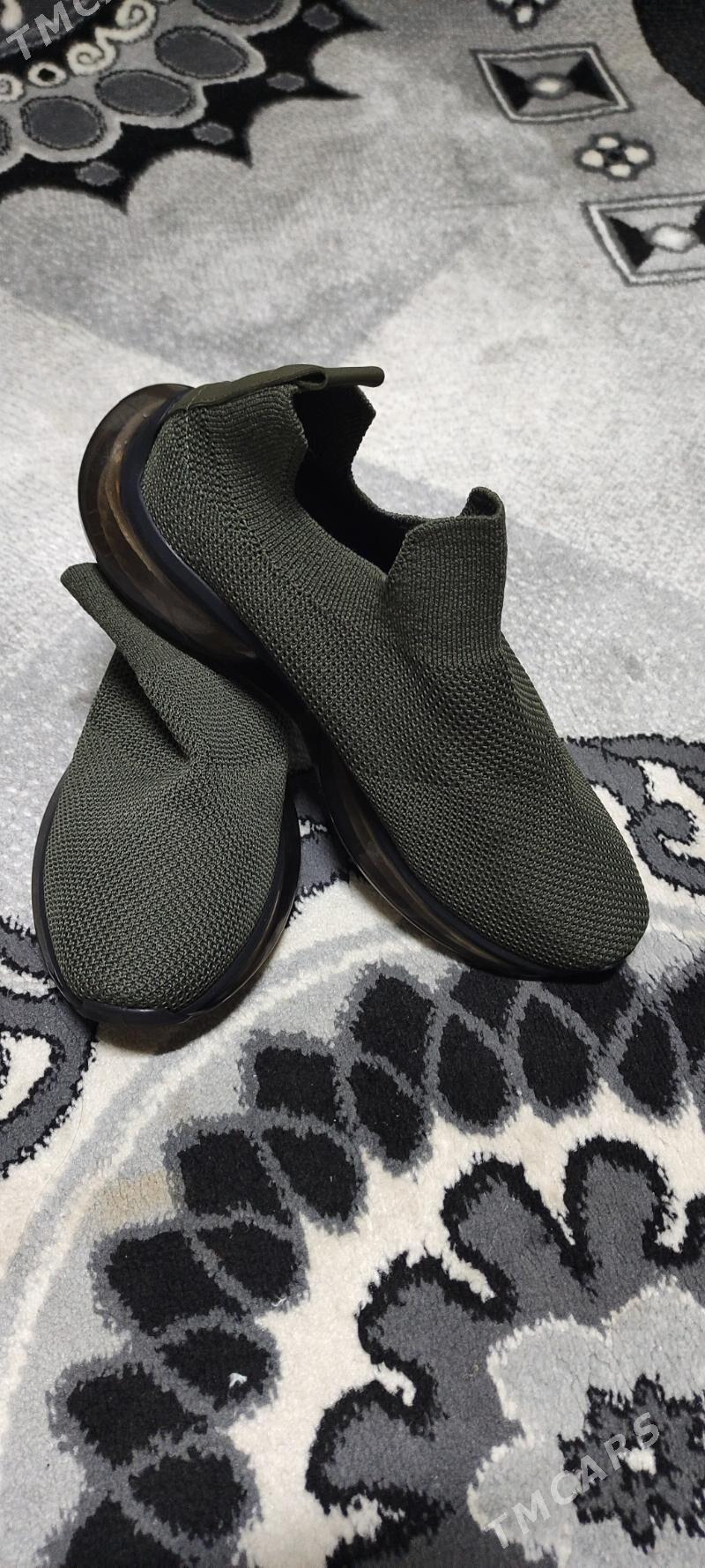 Jenski krasowka - Туркменабат - img 3