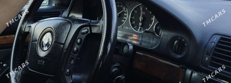 BMW E39 2000 - 92 000 TMT - Kaka - img 7