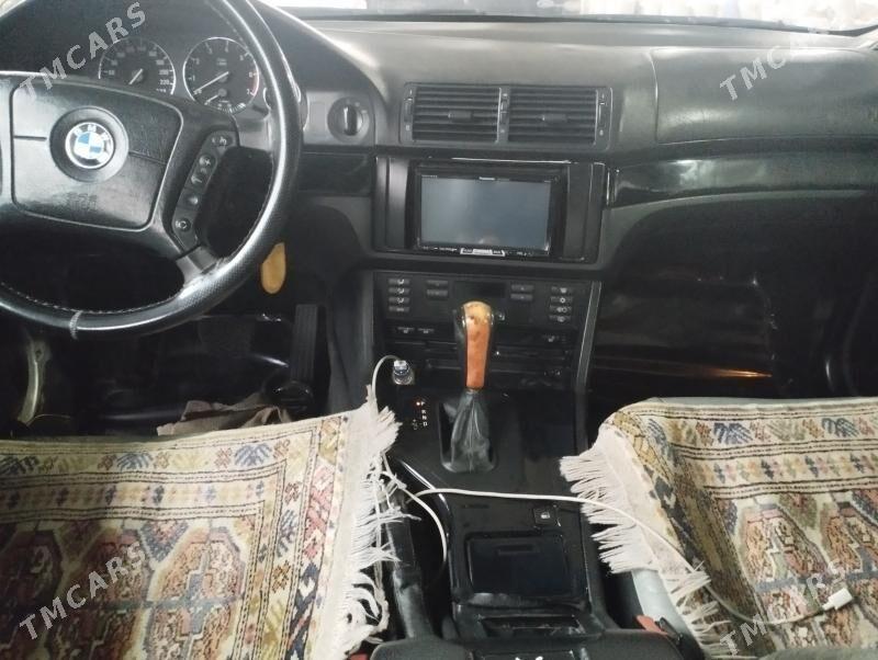 BMW E39 2000 - 92 000 TMT - Kaka - img 5